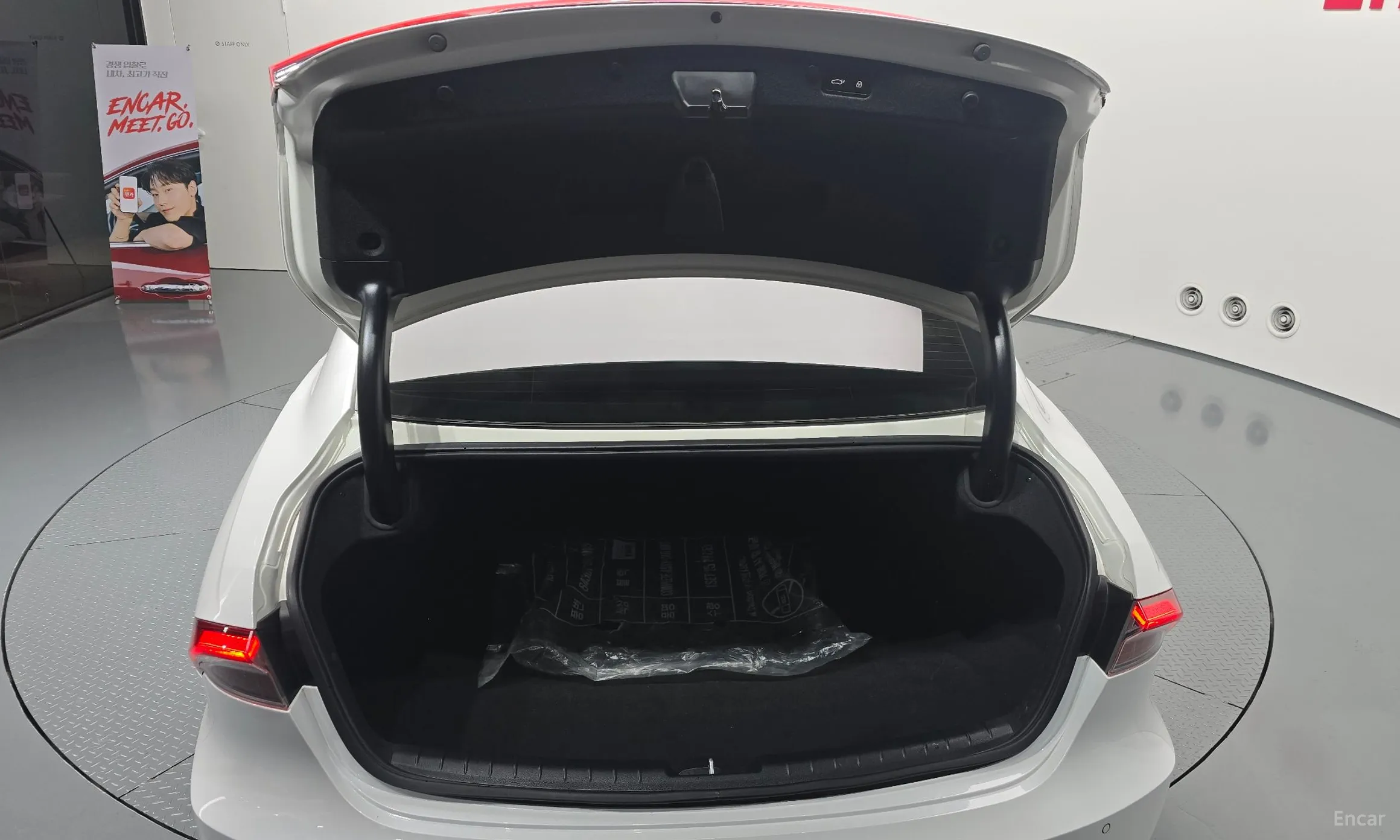 Hyundai Grandeur IG превью 20