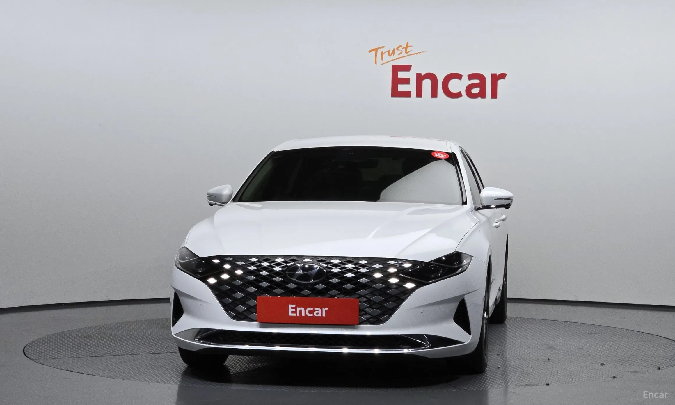 Hyundai Grandeur IG превью 3
