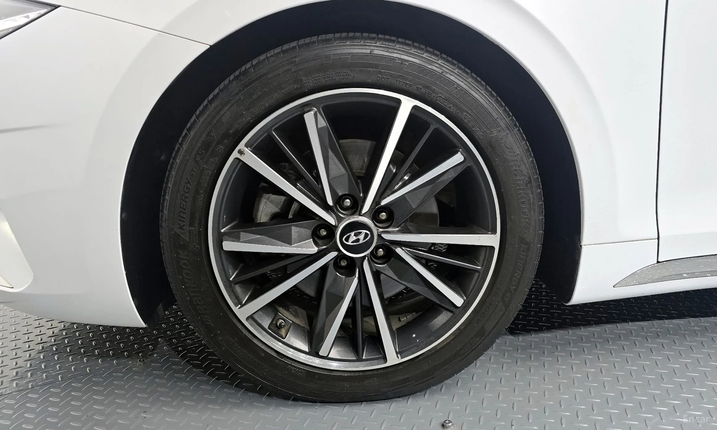 Hyundai Grandeur IG превью 5