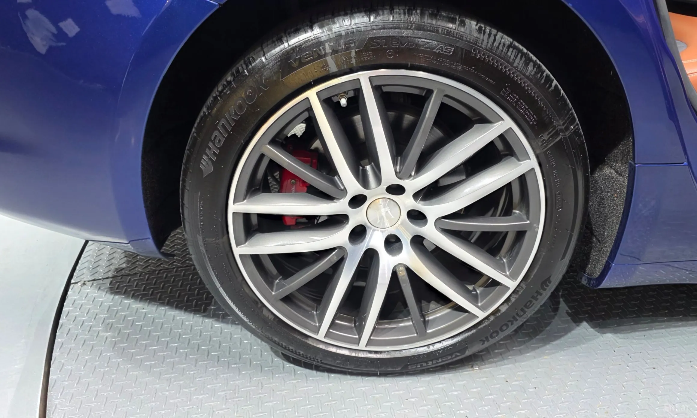 Maserati Ghibli превью 5