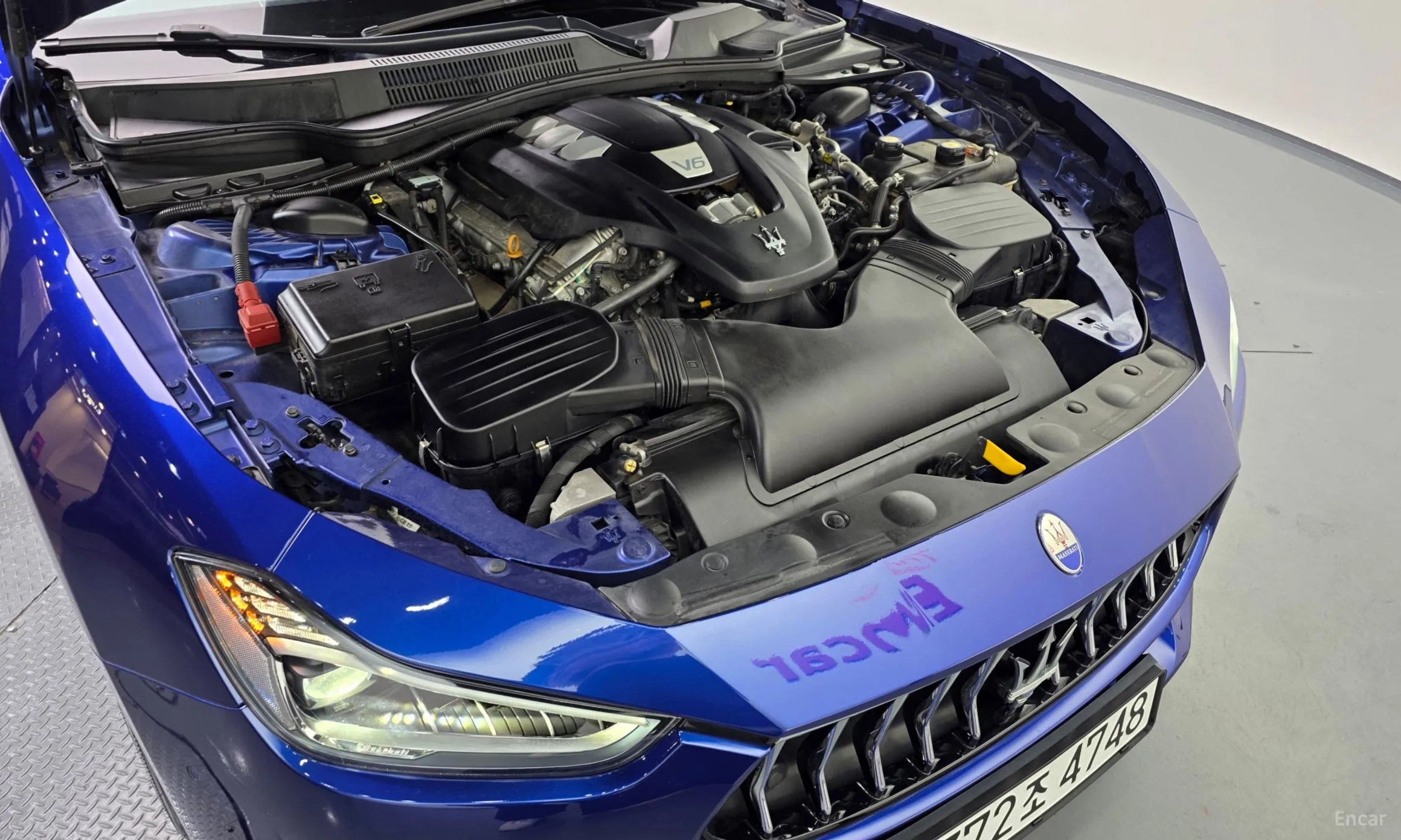 Maserati Ghibli превью 6