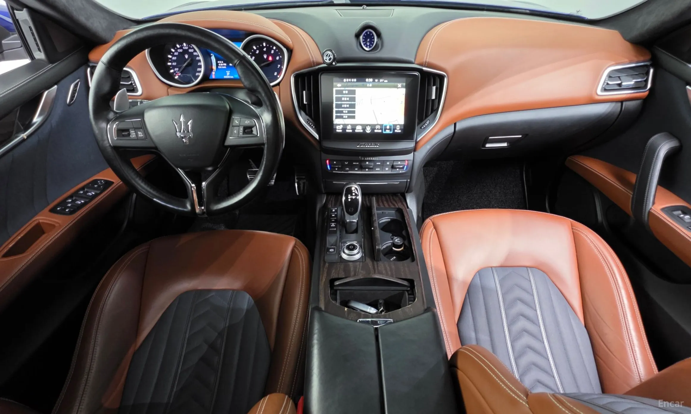 Maserati Ghibli превью 7
