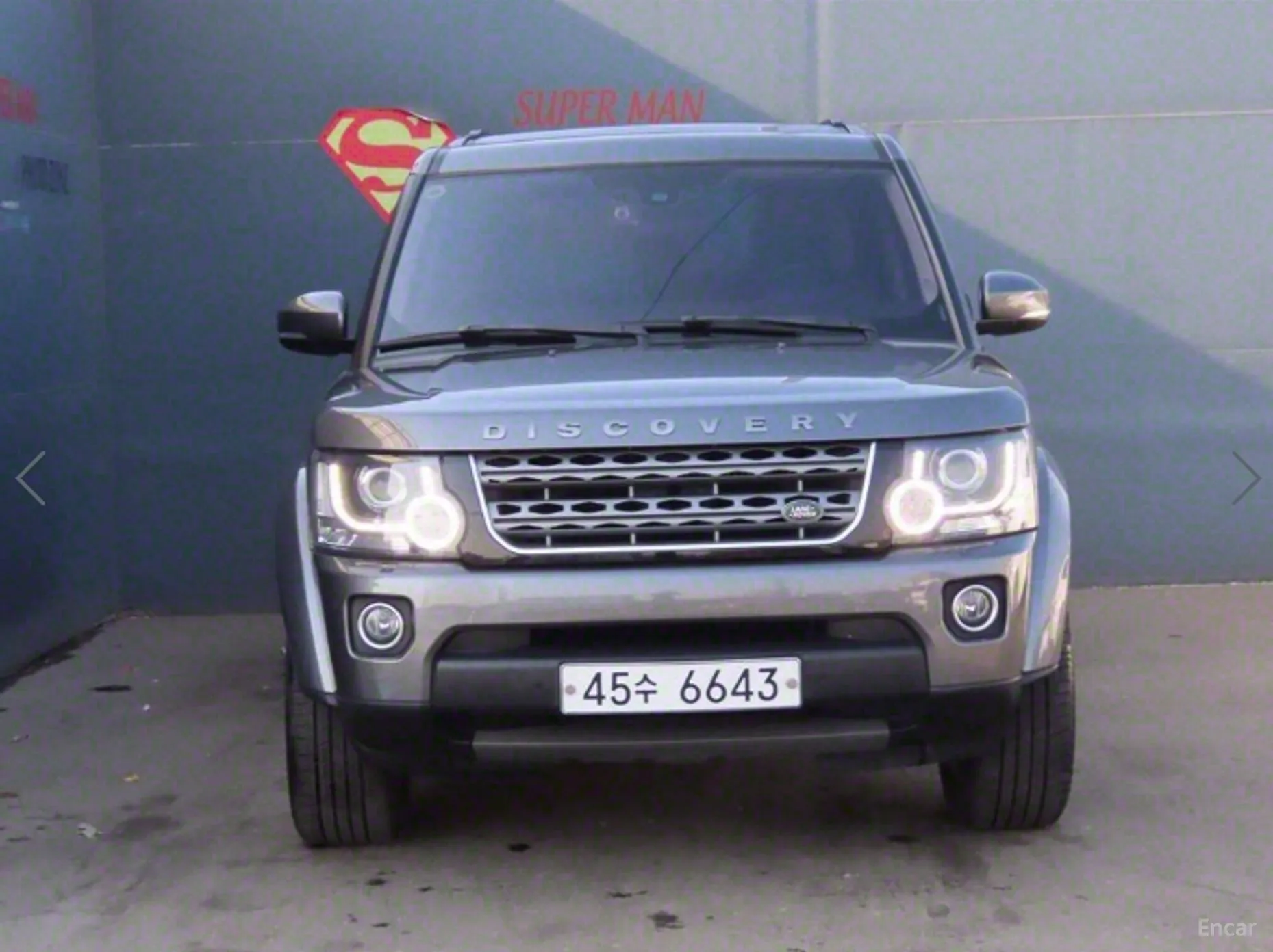 Land Rover Discovery 4