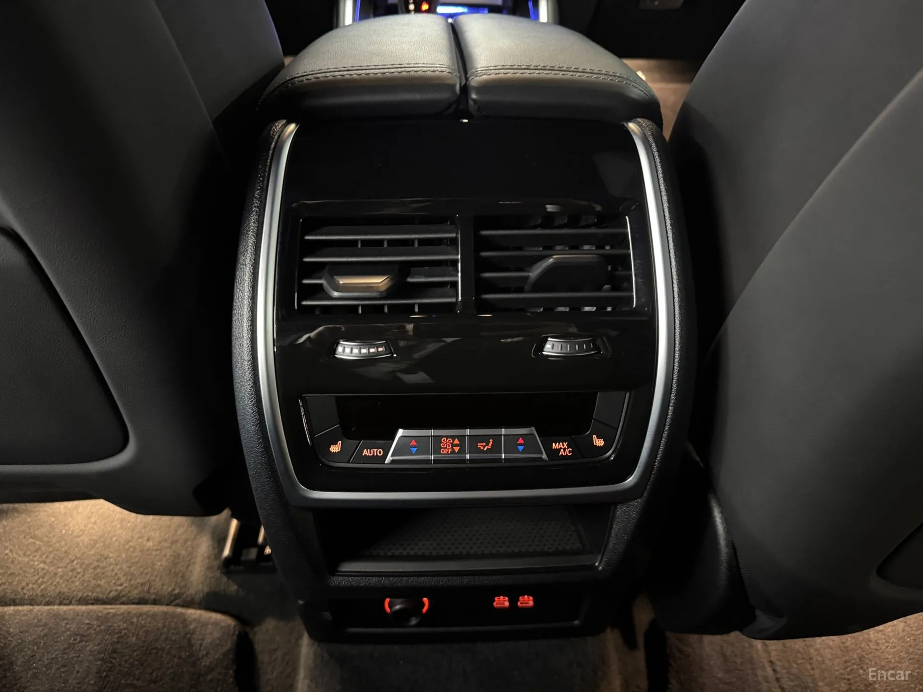 BMW XM (G09) превью 16