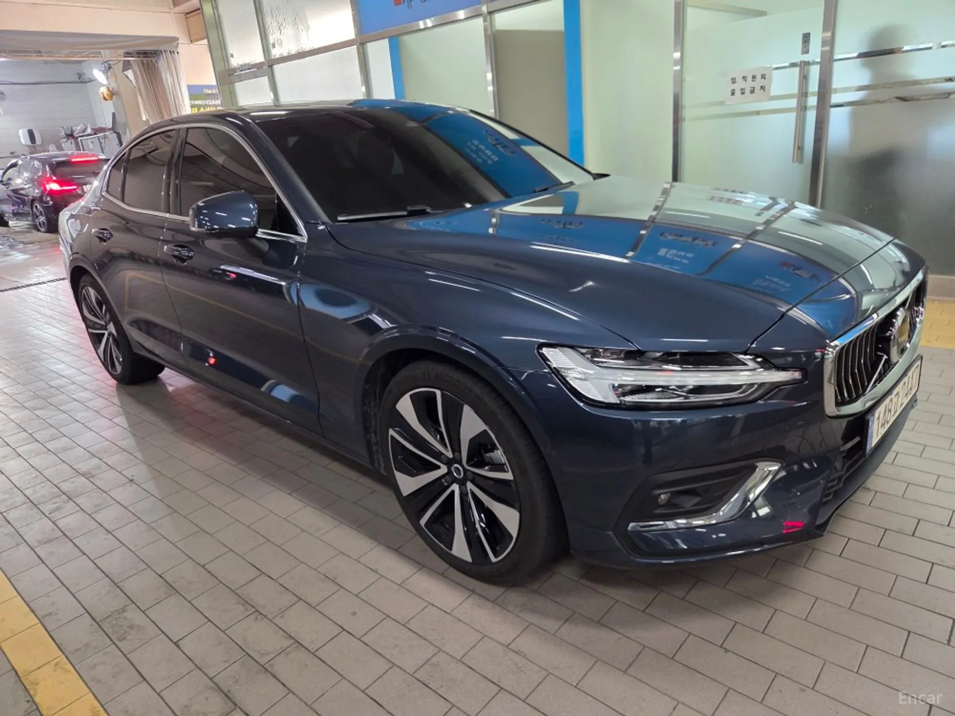 Volvo S60 3rd Generation превью 3