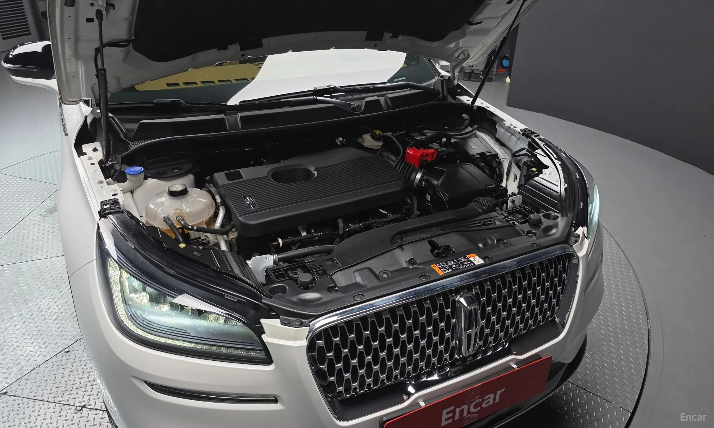 Lincoln Corsair превью 6