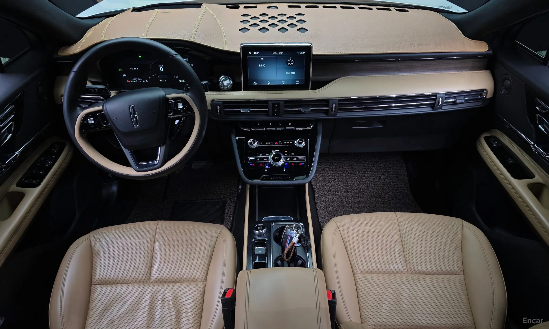 Lincoln Corsair превью 7