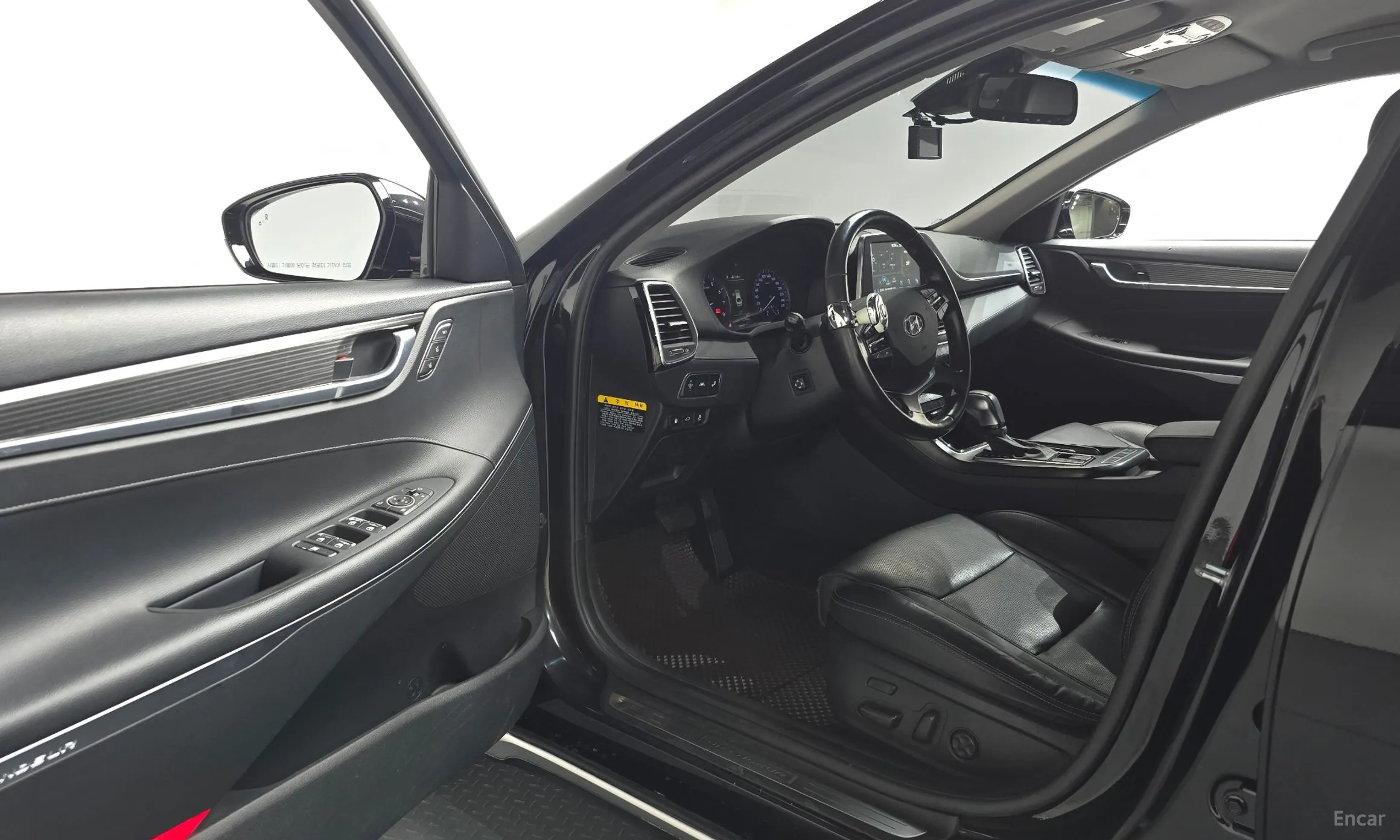 Hyundai Grandeur IG превью 10