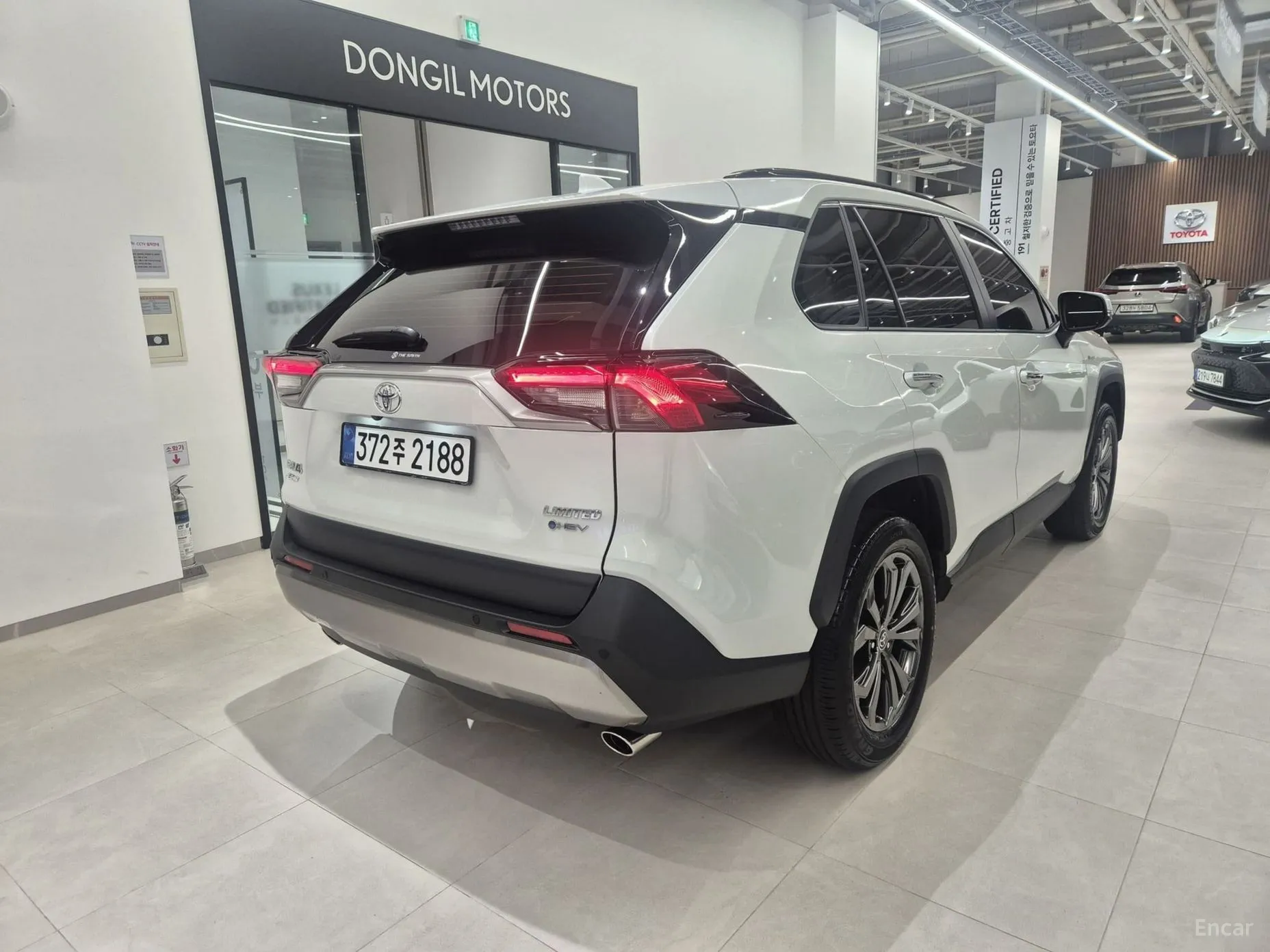 Toyota RAV4 5th Generation превью 2