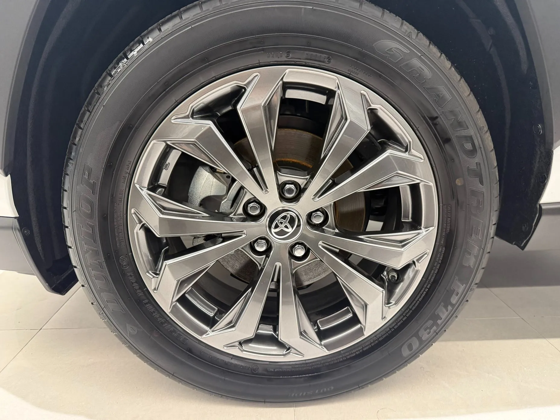 Toyota RAV4 5th Generation превью 5