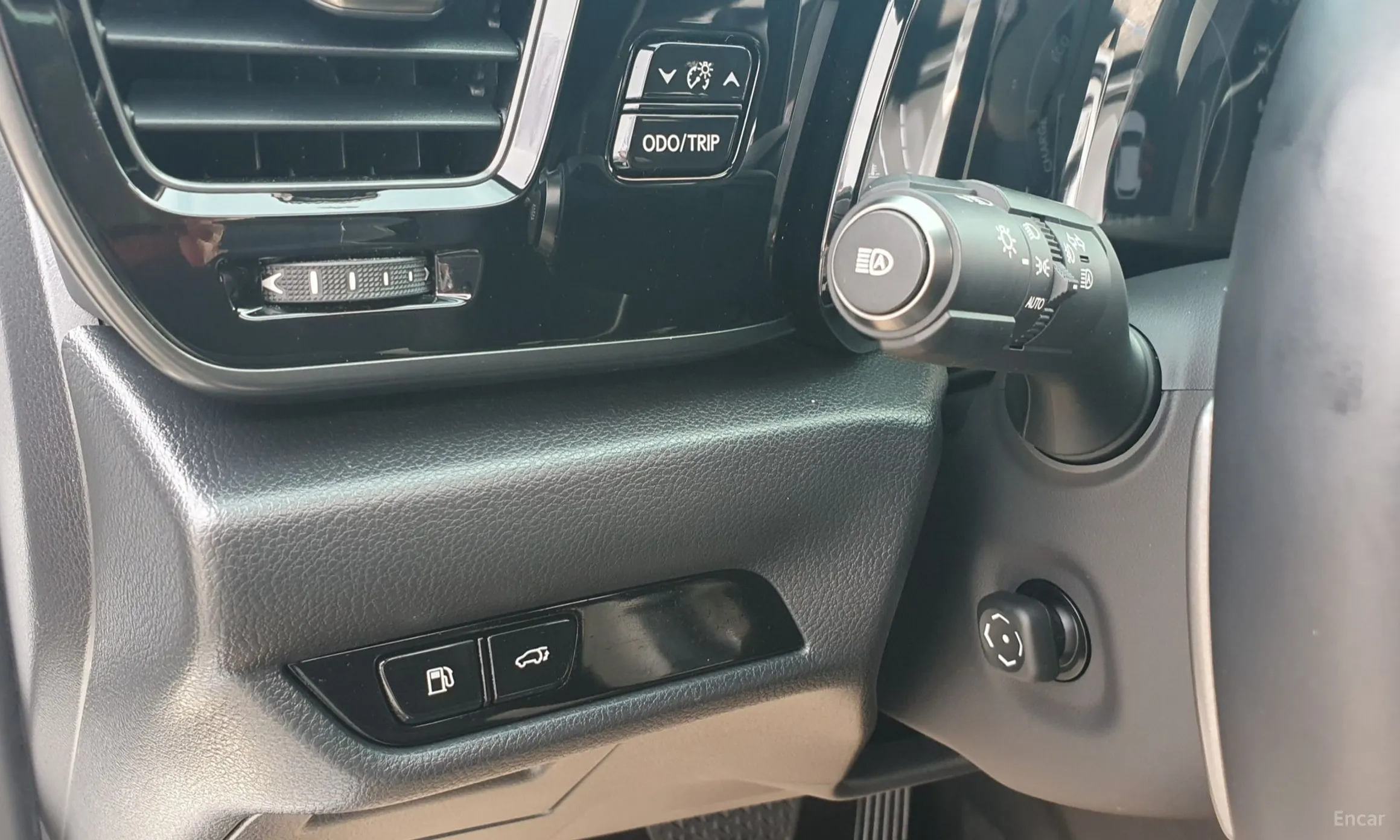 Lexus NX350h Gen 2 превью 11