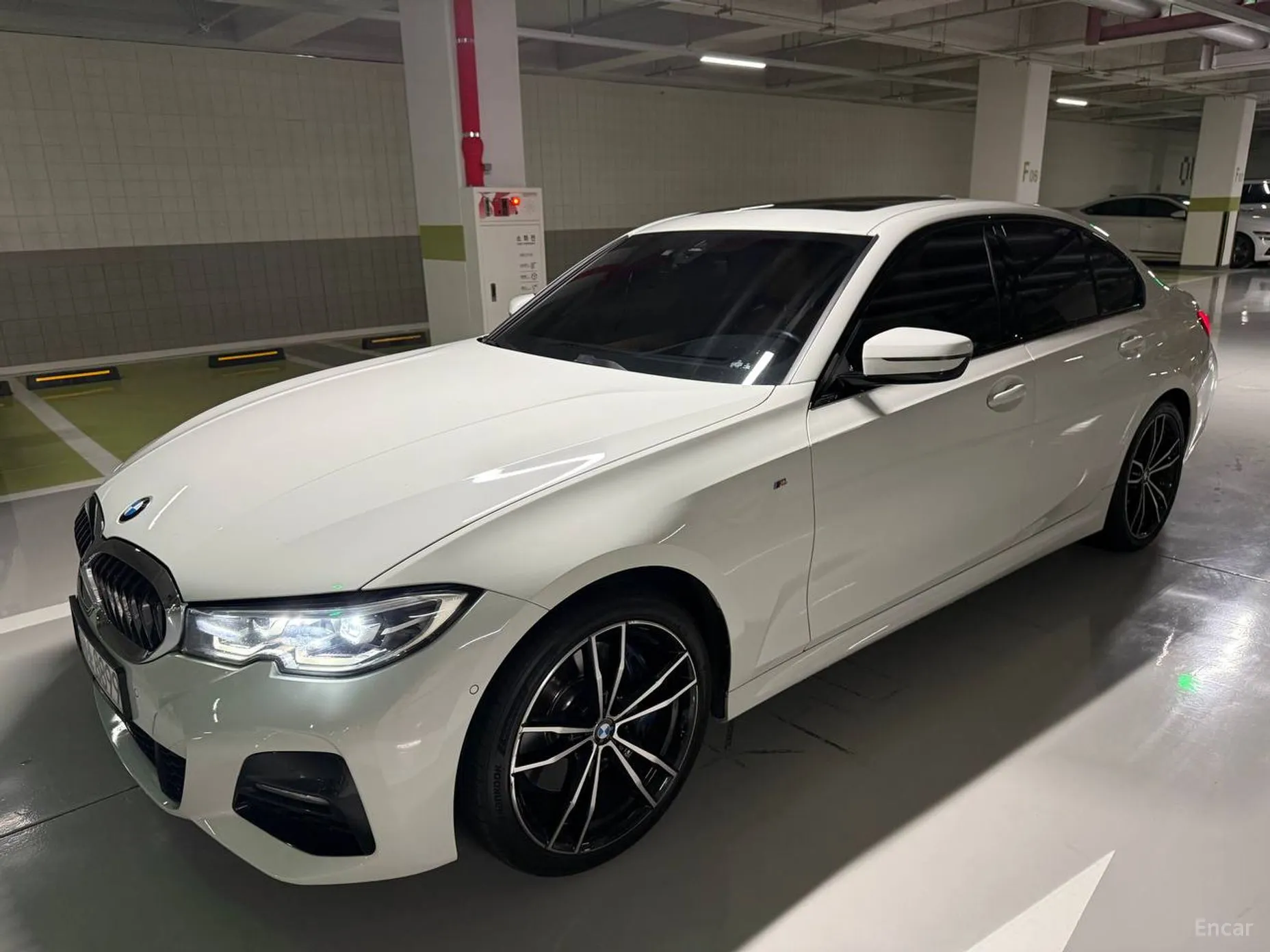 BMW 3 Series (G20) превью 16