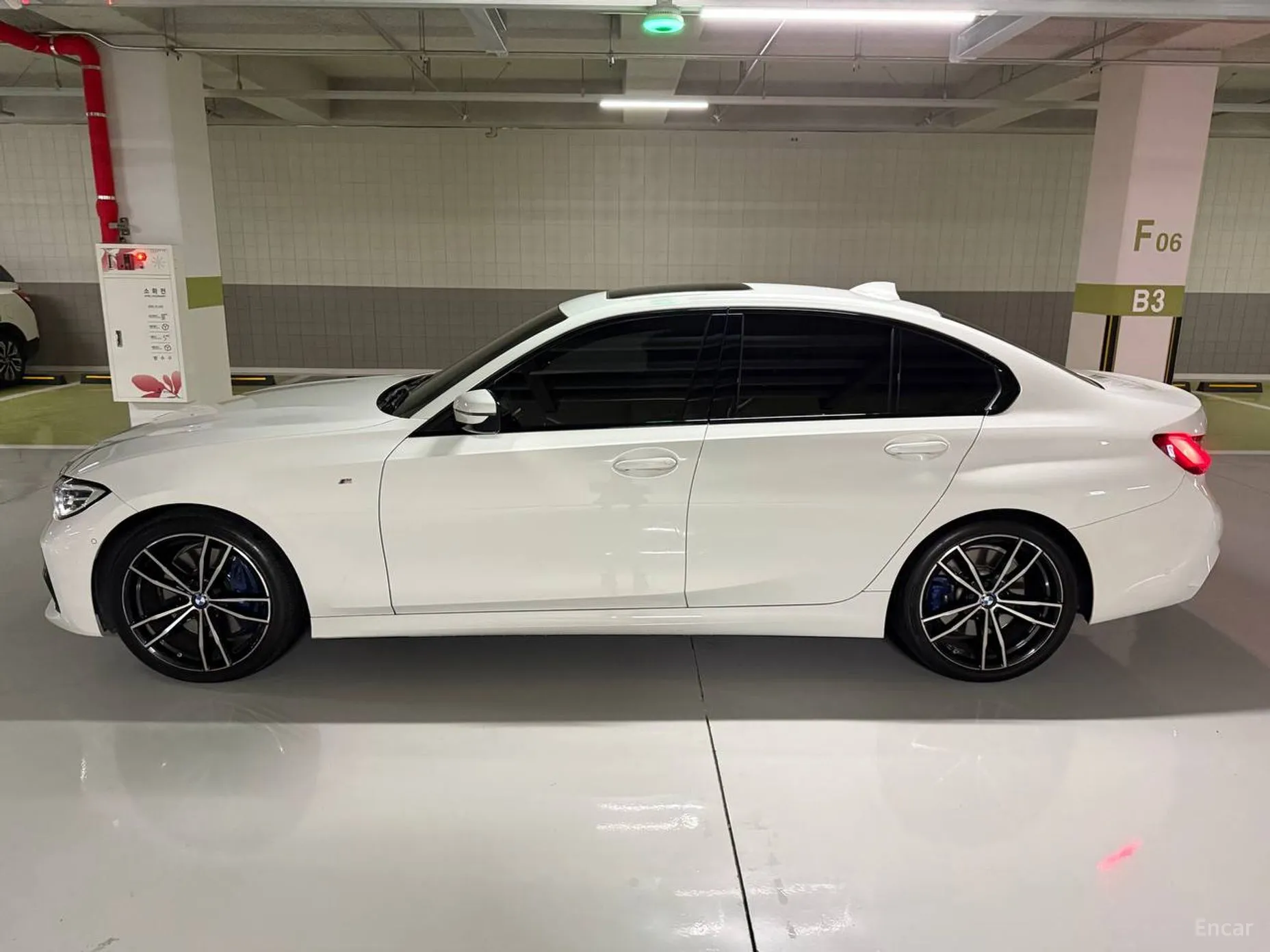 BMW 3 Series (G20) превью 6
