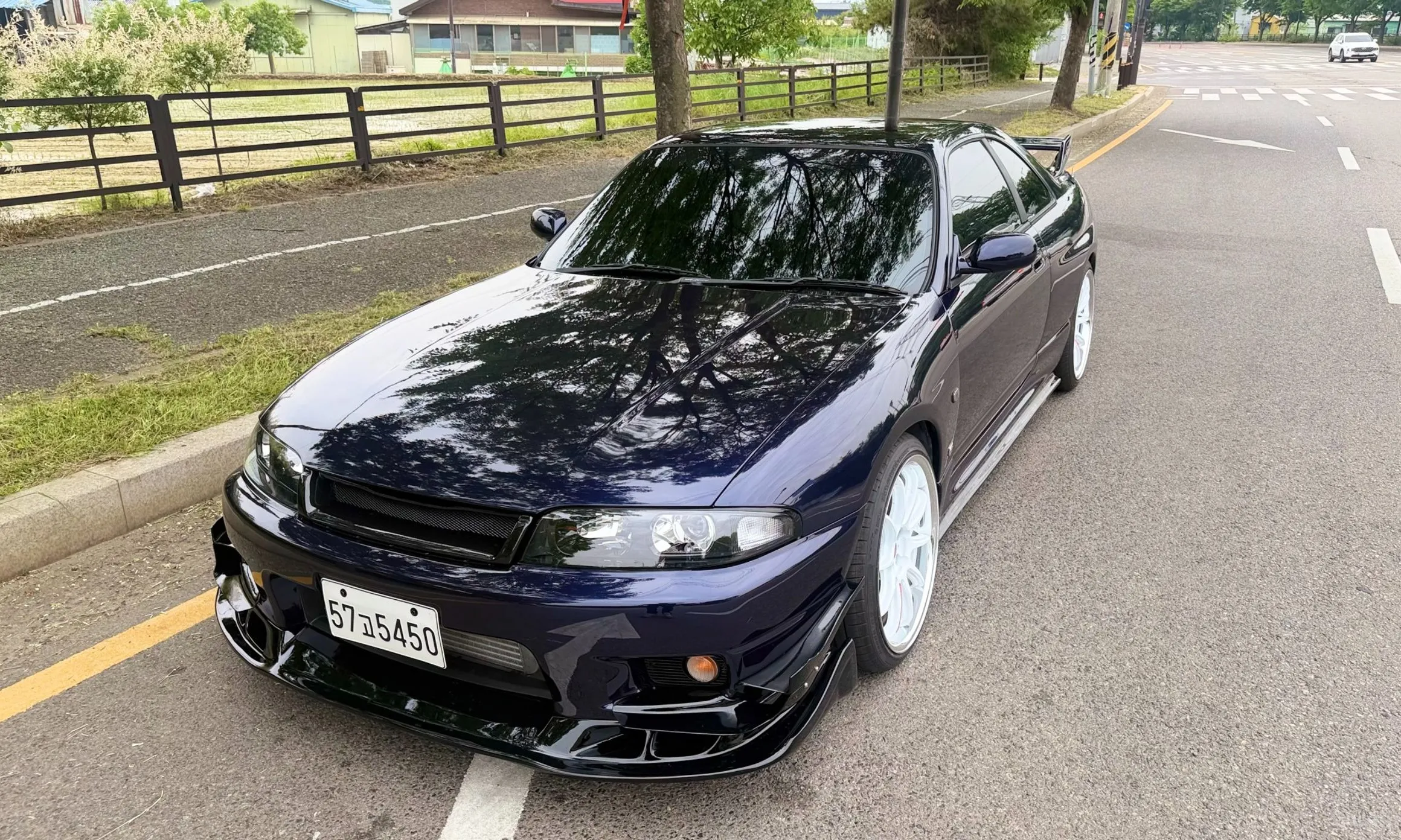 Nissan Skyline превью 12