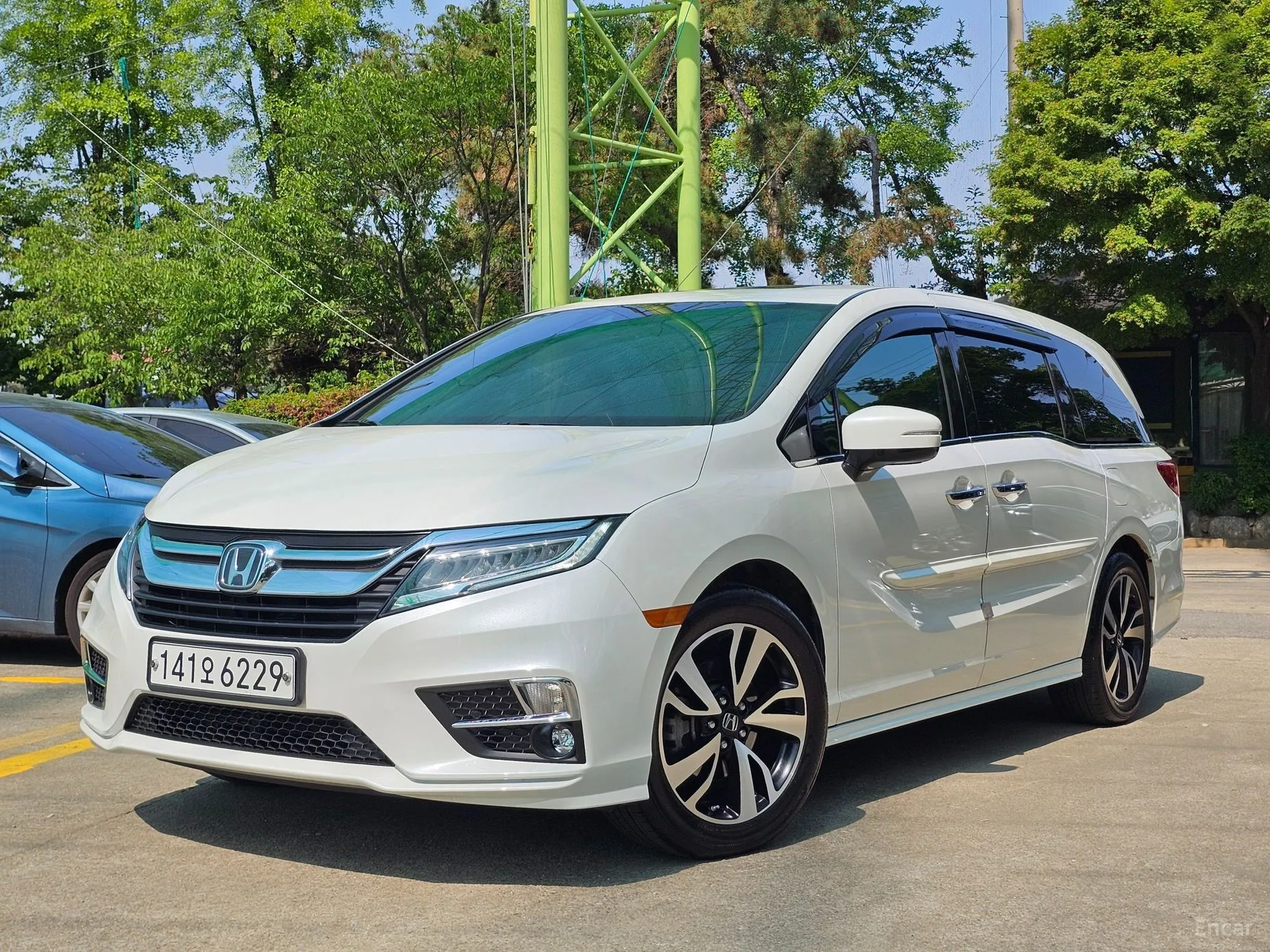 Honda Odyssey превью 13