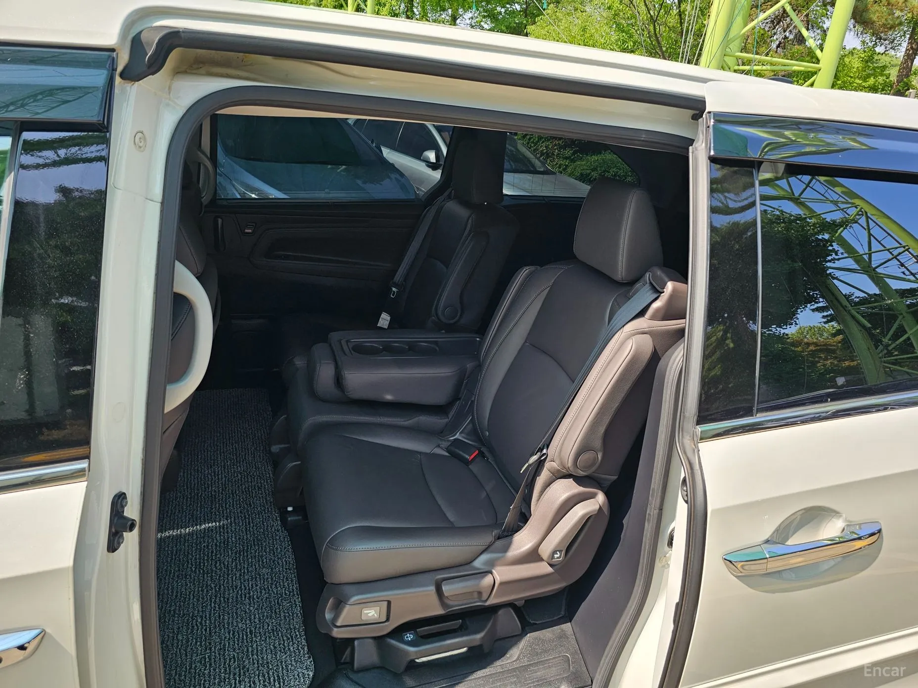 Honda Odyssey превью 14