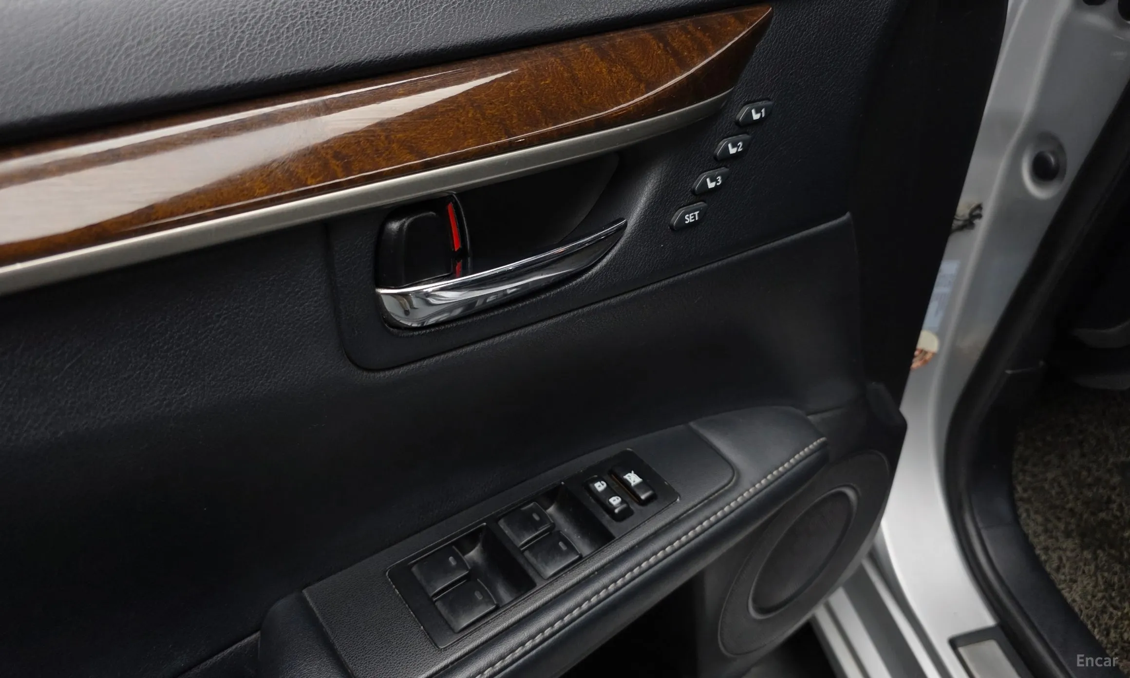 Lexus New ES300h превью 17