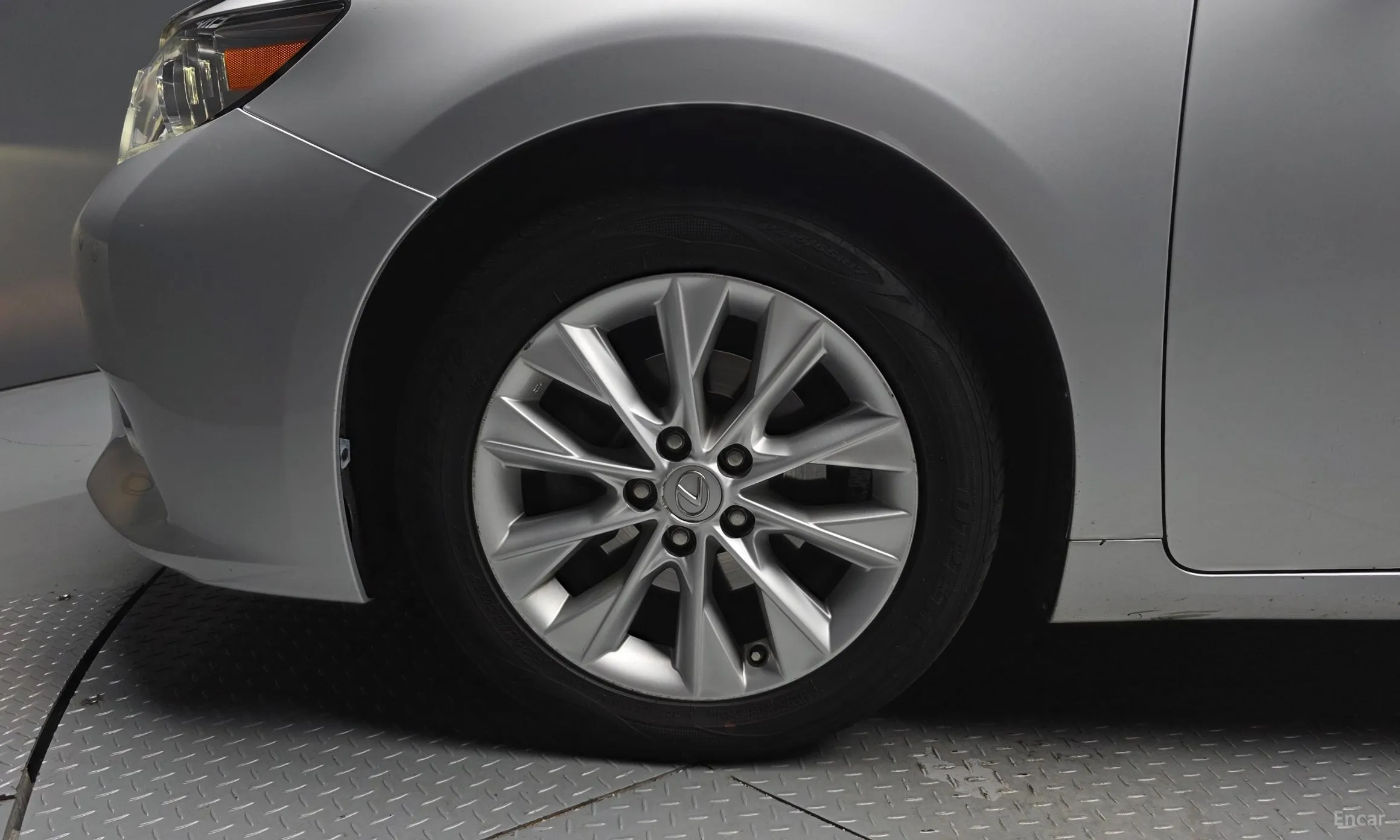 Lexus New ES300h превью 5