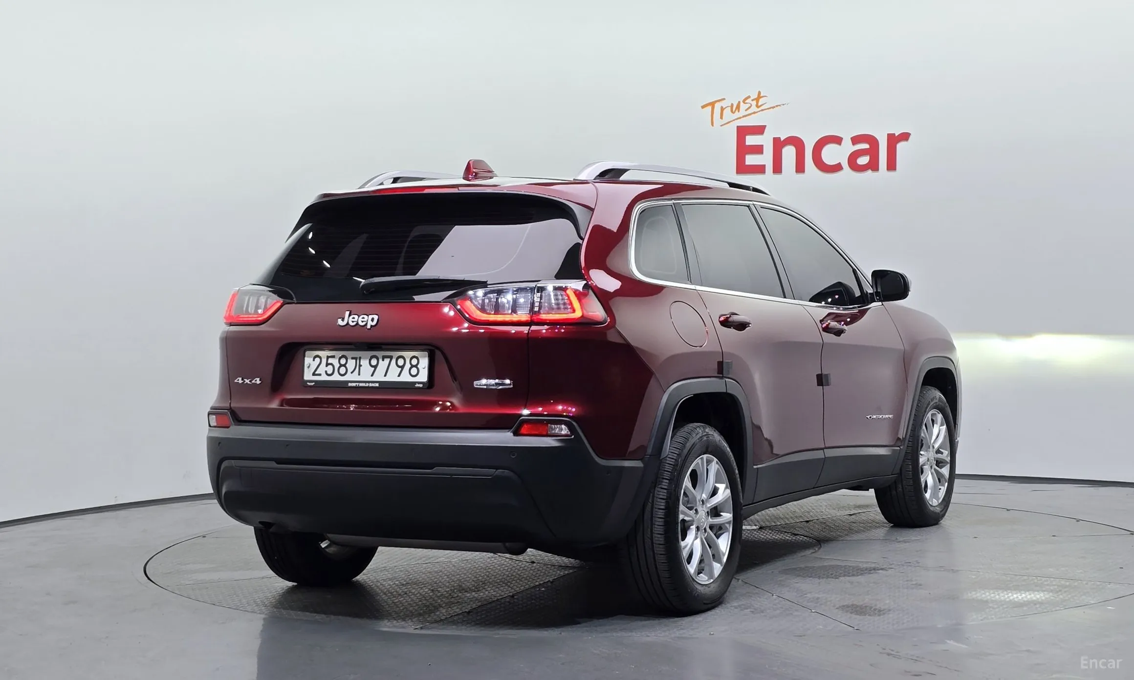 Jeep Cherokee (KL) превью 2