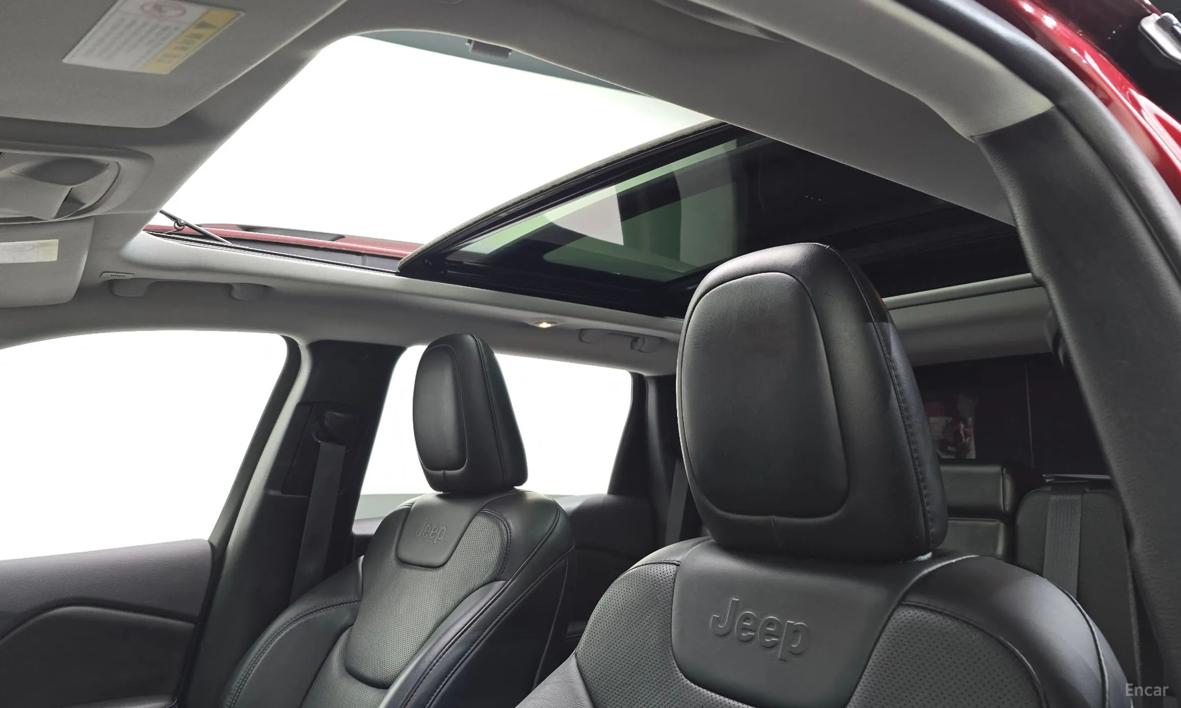 Jeep Cherokee (KL) превью 16