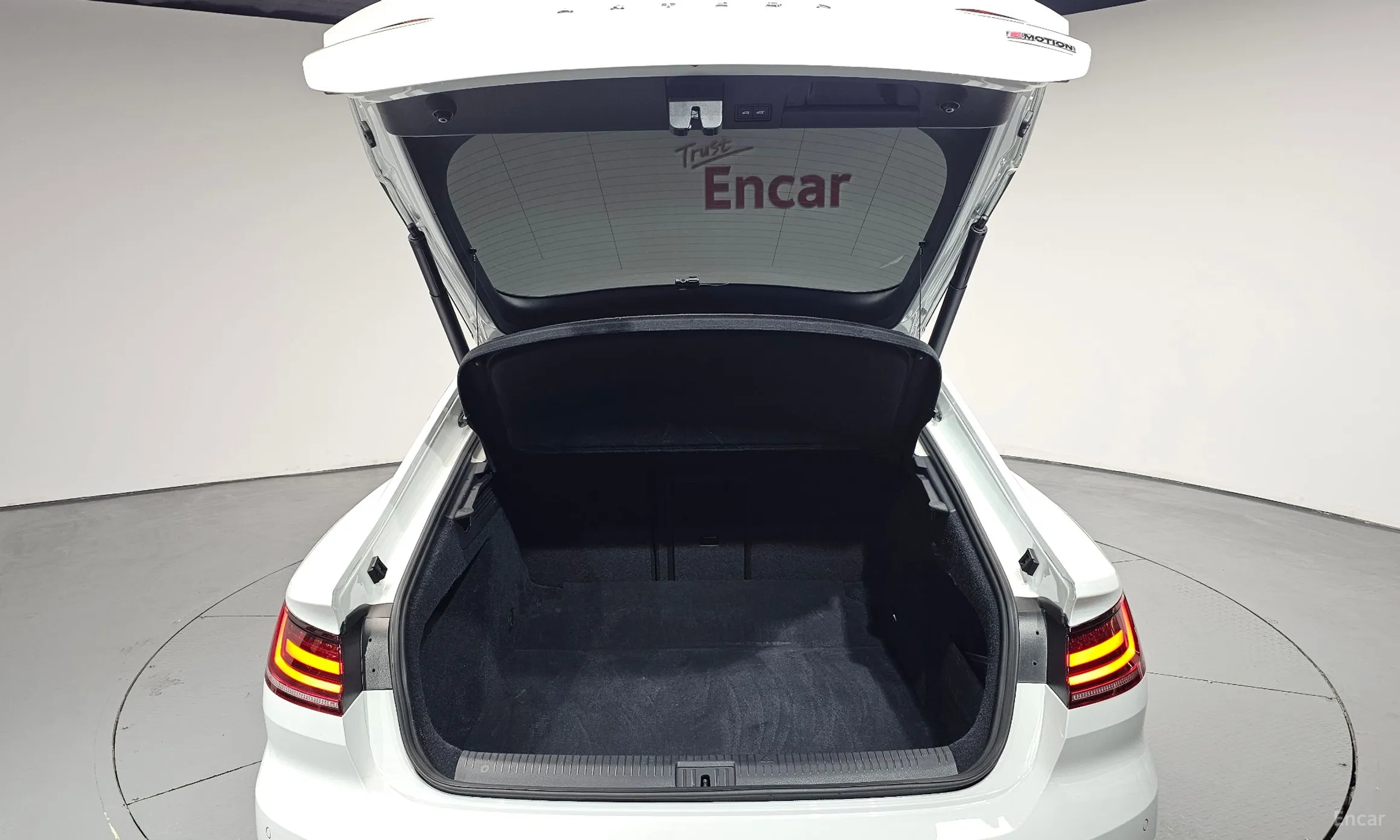 Volkswagen Ateon превью 20