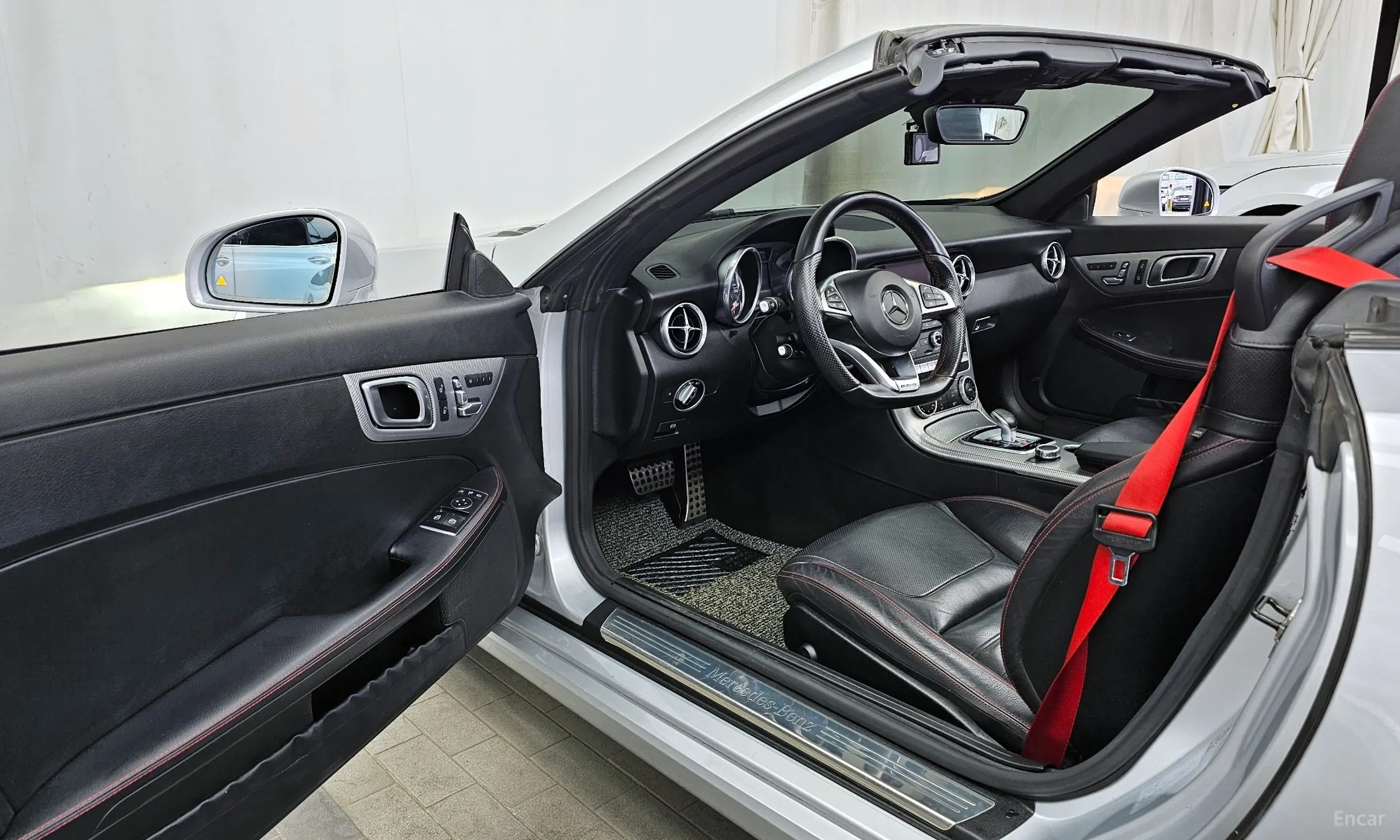 Mercedes Benz SLC-Class R172 превью 10