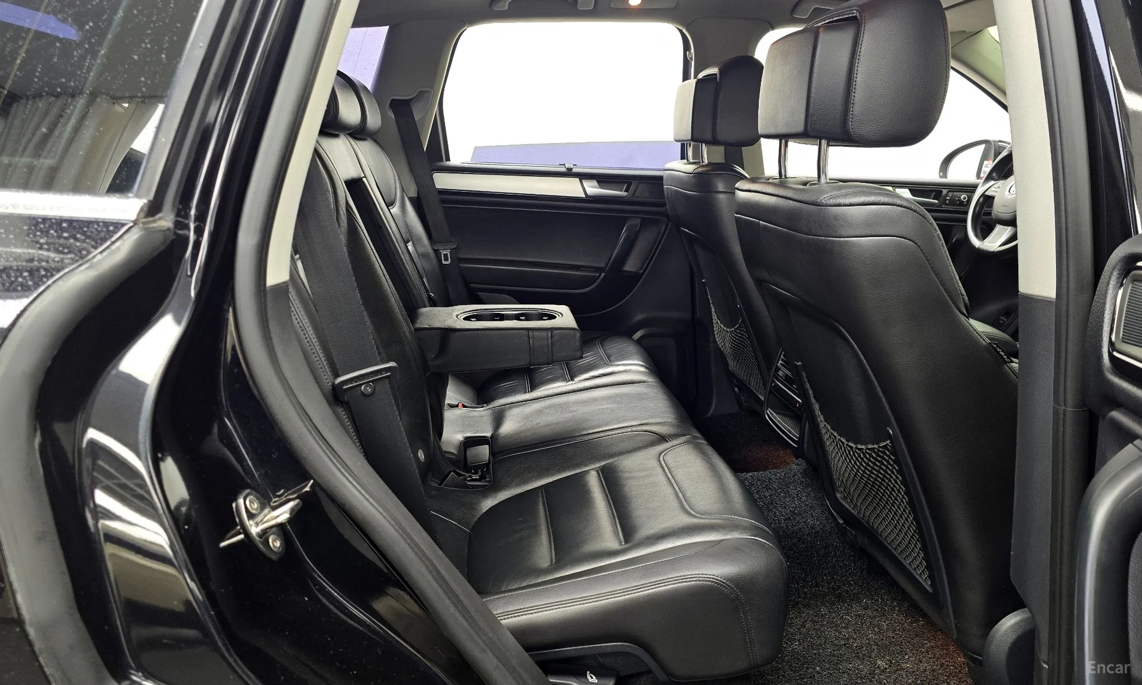 Volkswagen New Touareg превью 12