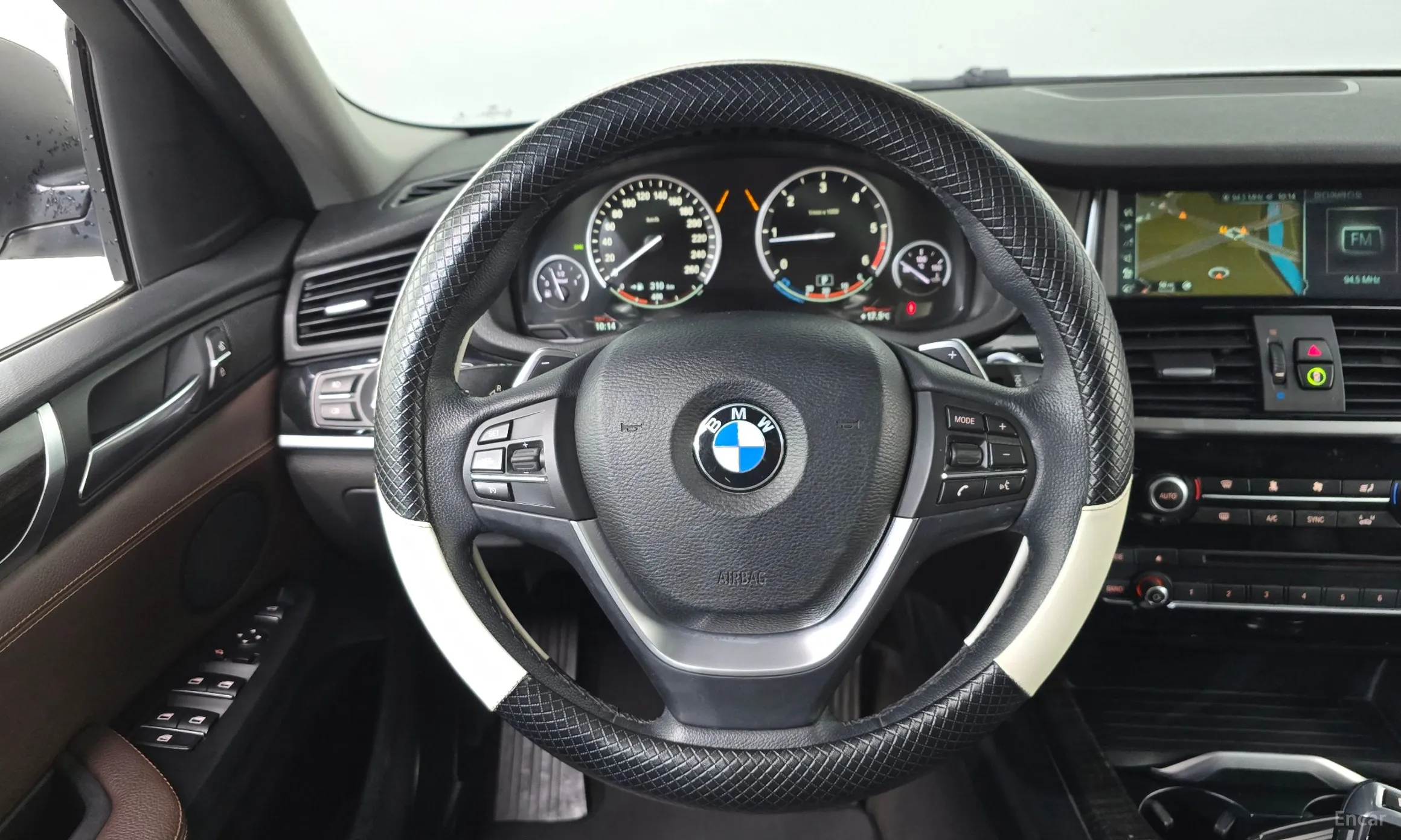 BMW X4 (F26) превью 14