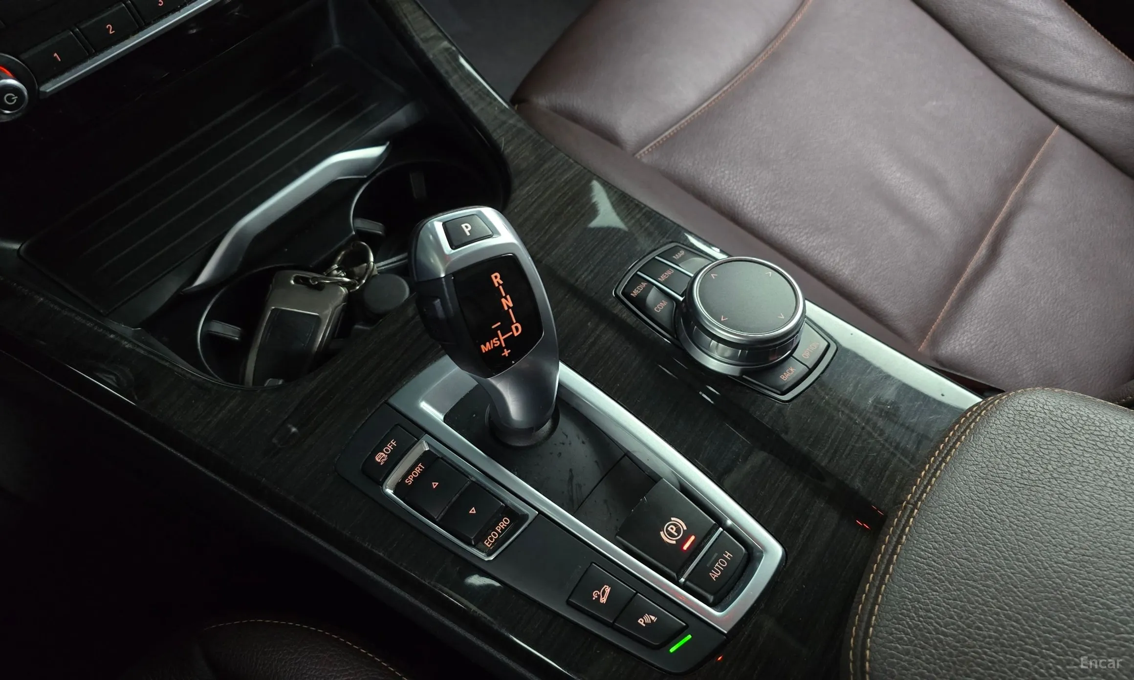 BMW X4 (F26) превью 9