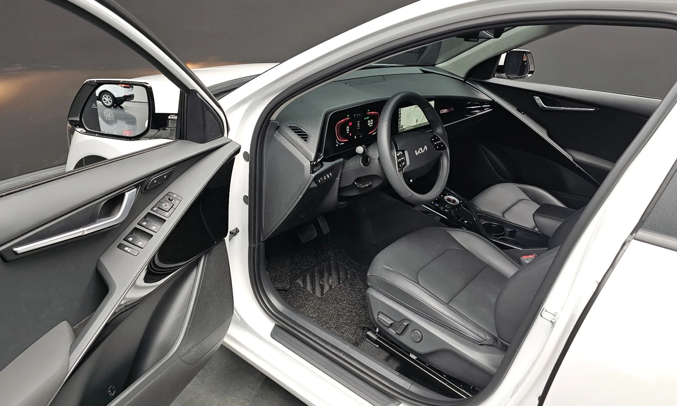 Kia Niro превью 11