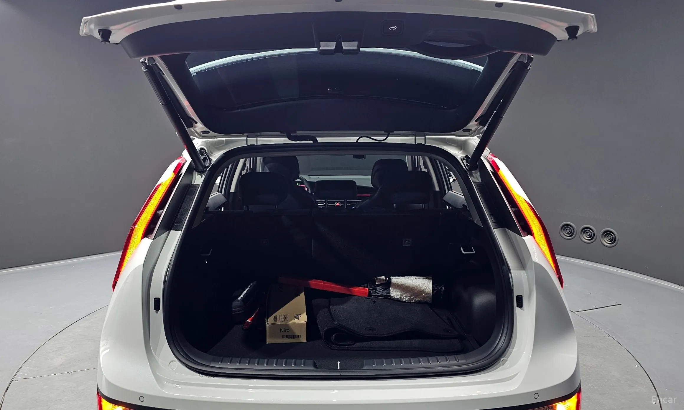Kia Niro превью 20