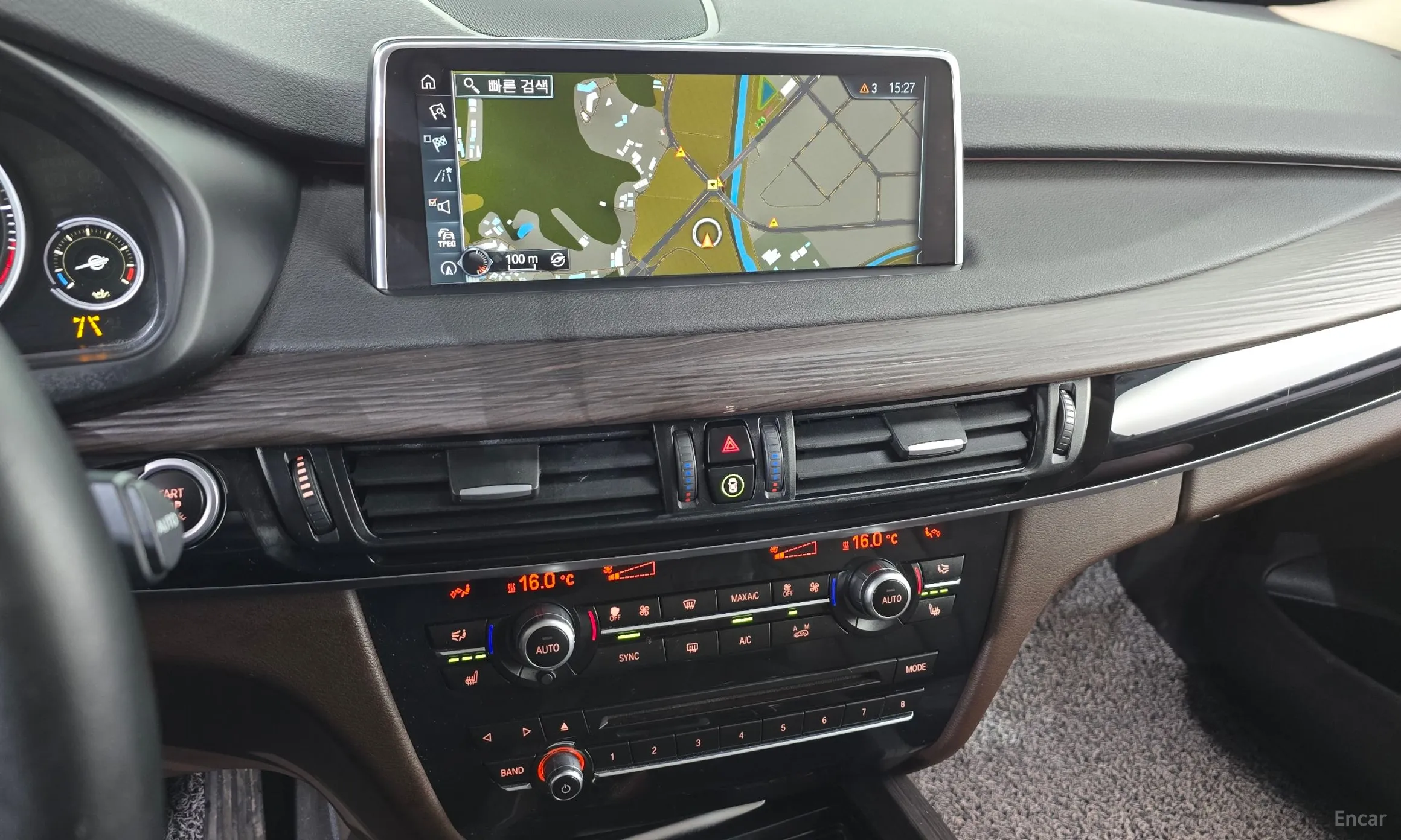 BMW X5 (F15) превью 13