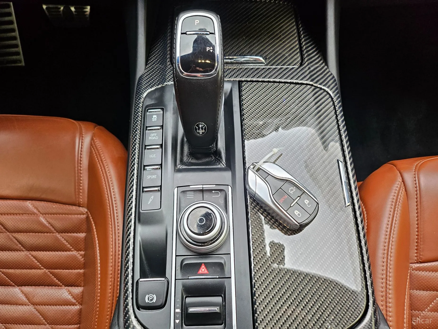 Maserati Levante превью 17