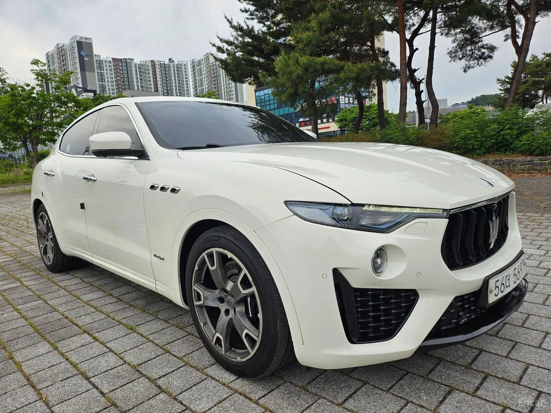Maserati Levante превью 3