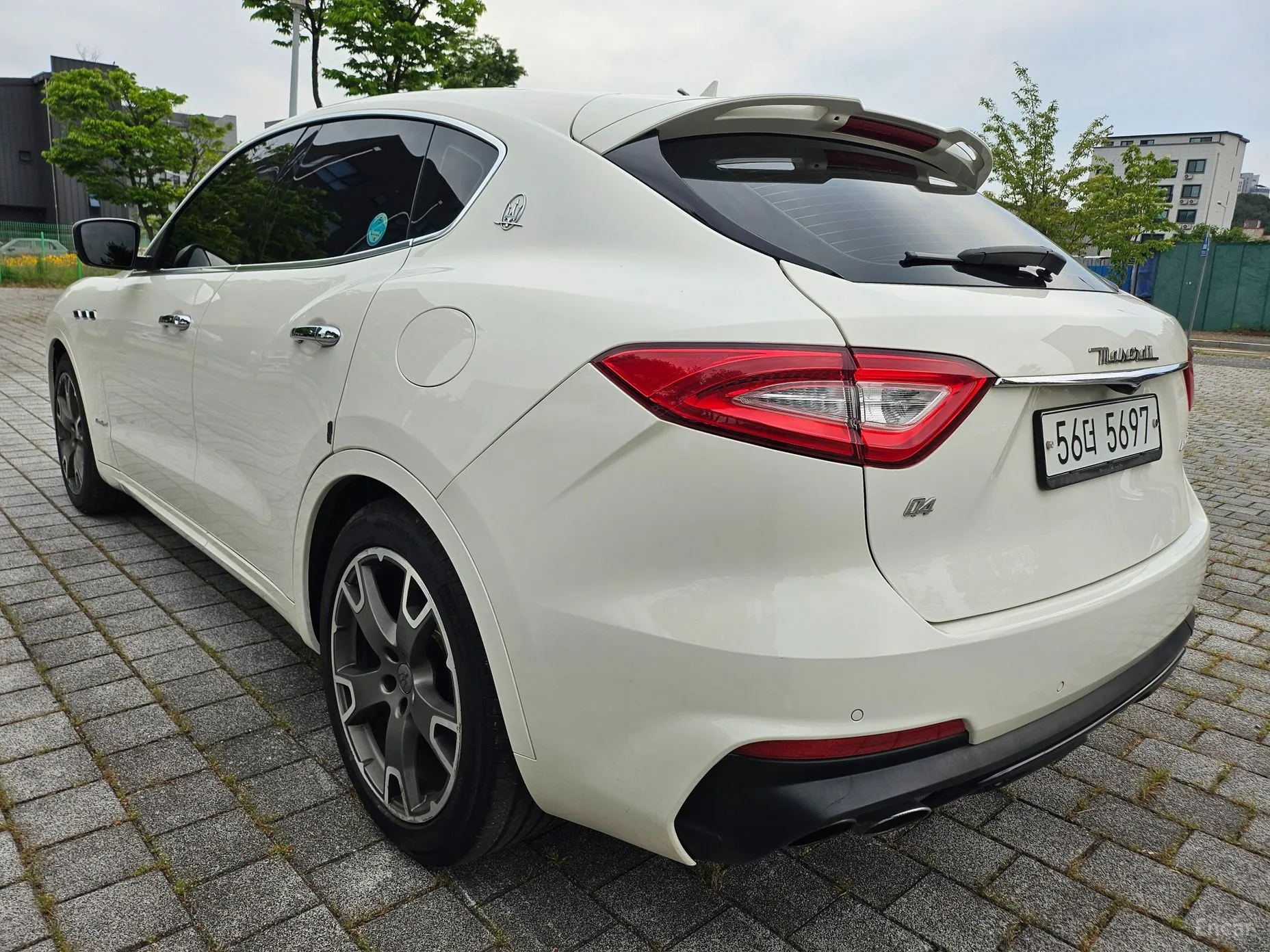 Maserati Levante превью 7