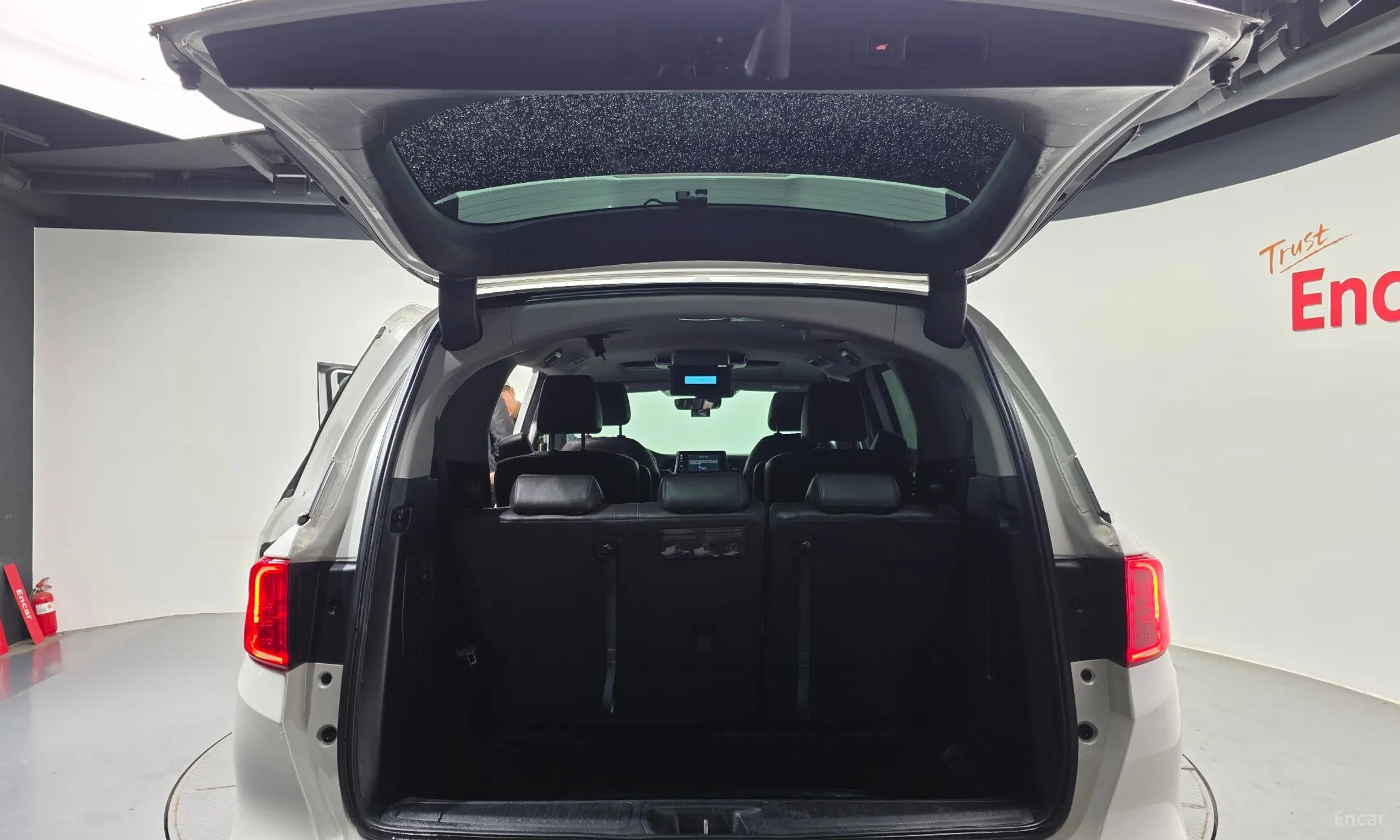 Honda Odyssey превью 20