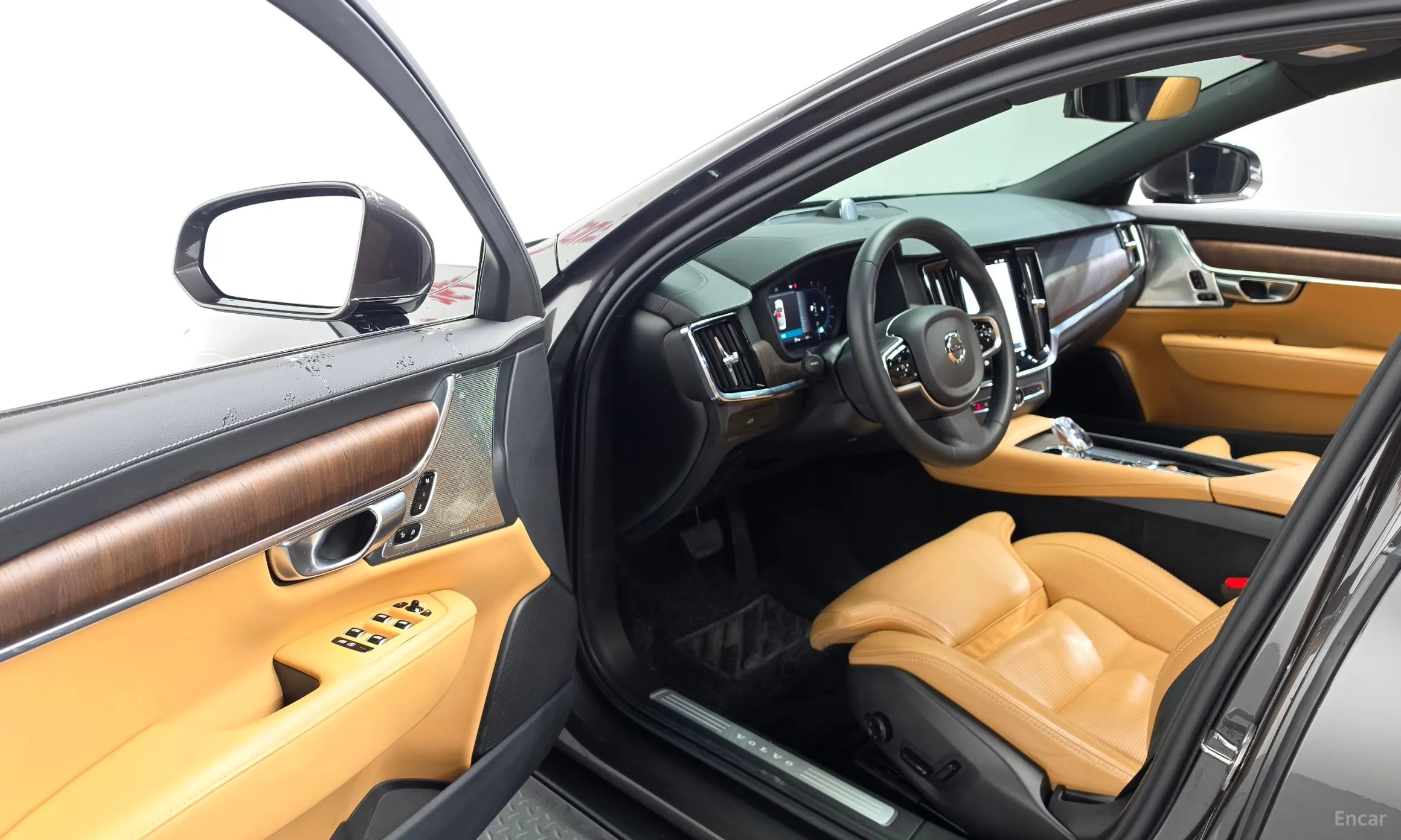 Volvo S90 превью 10