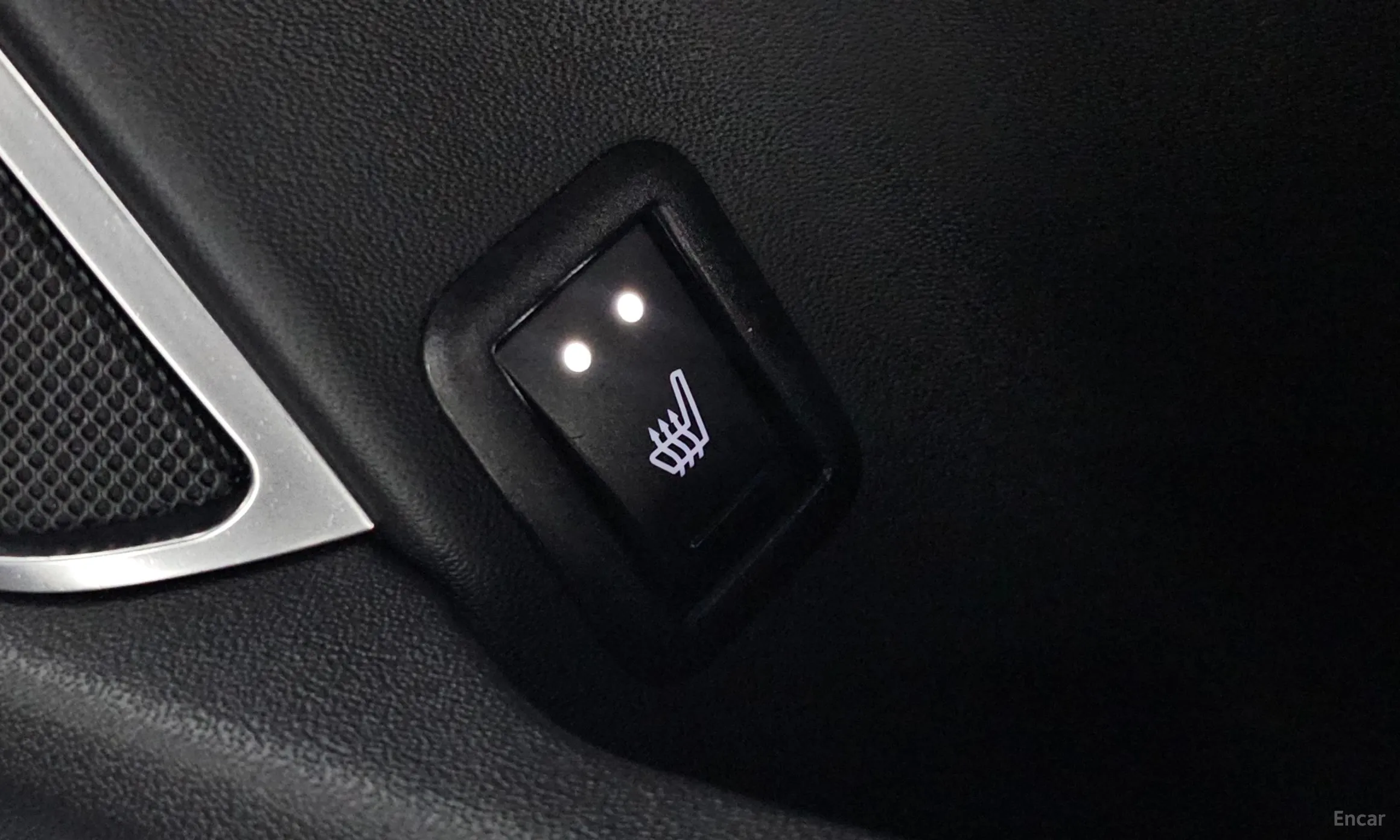 Maserati Levante превью 18