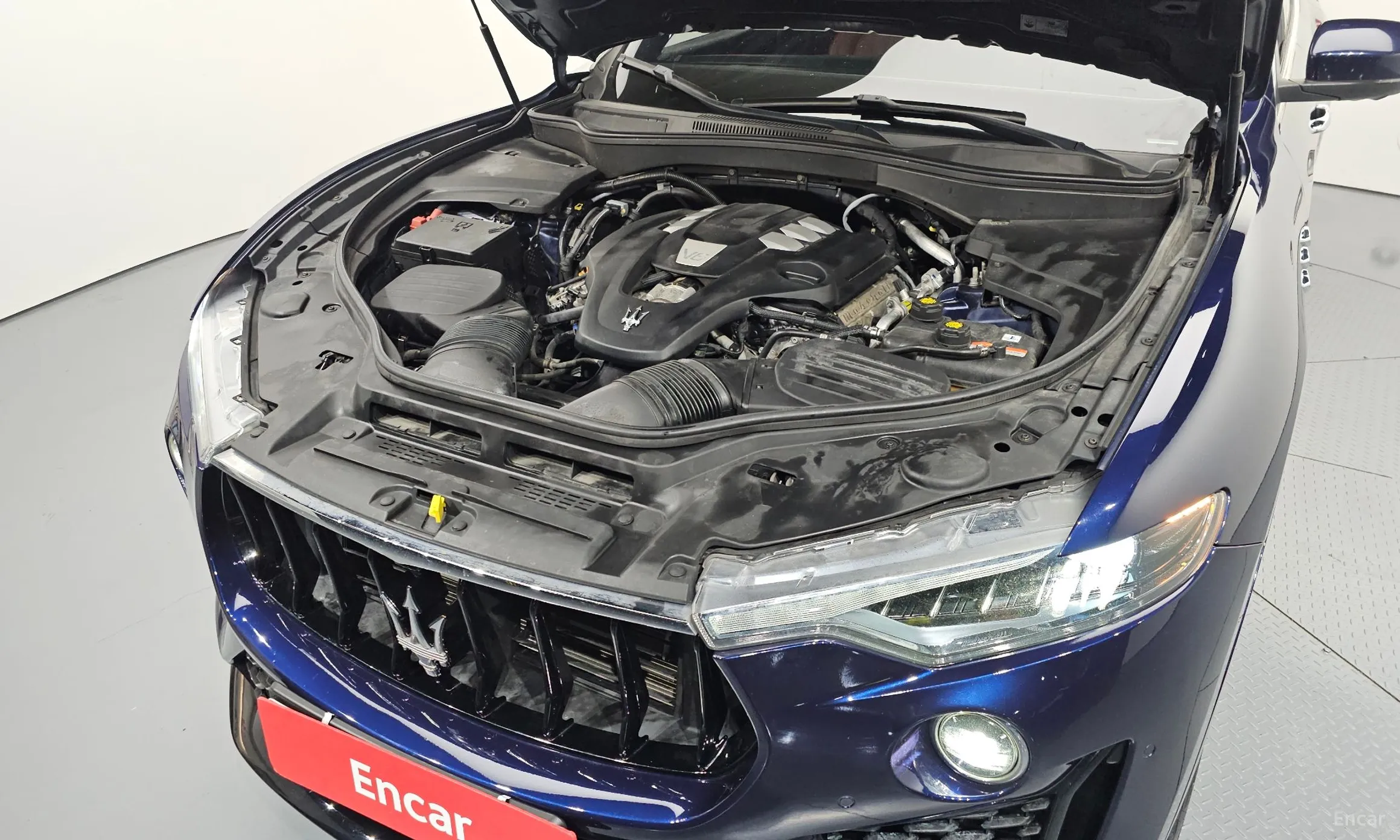 Maserati Levante превью 6