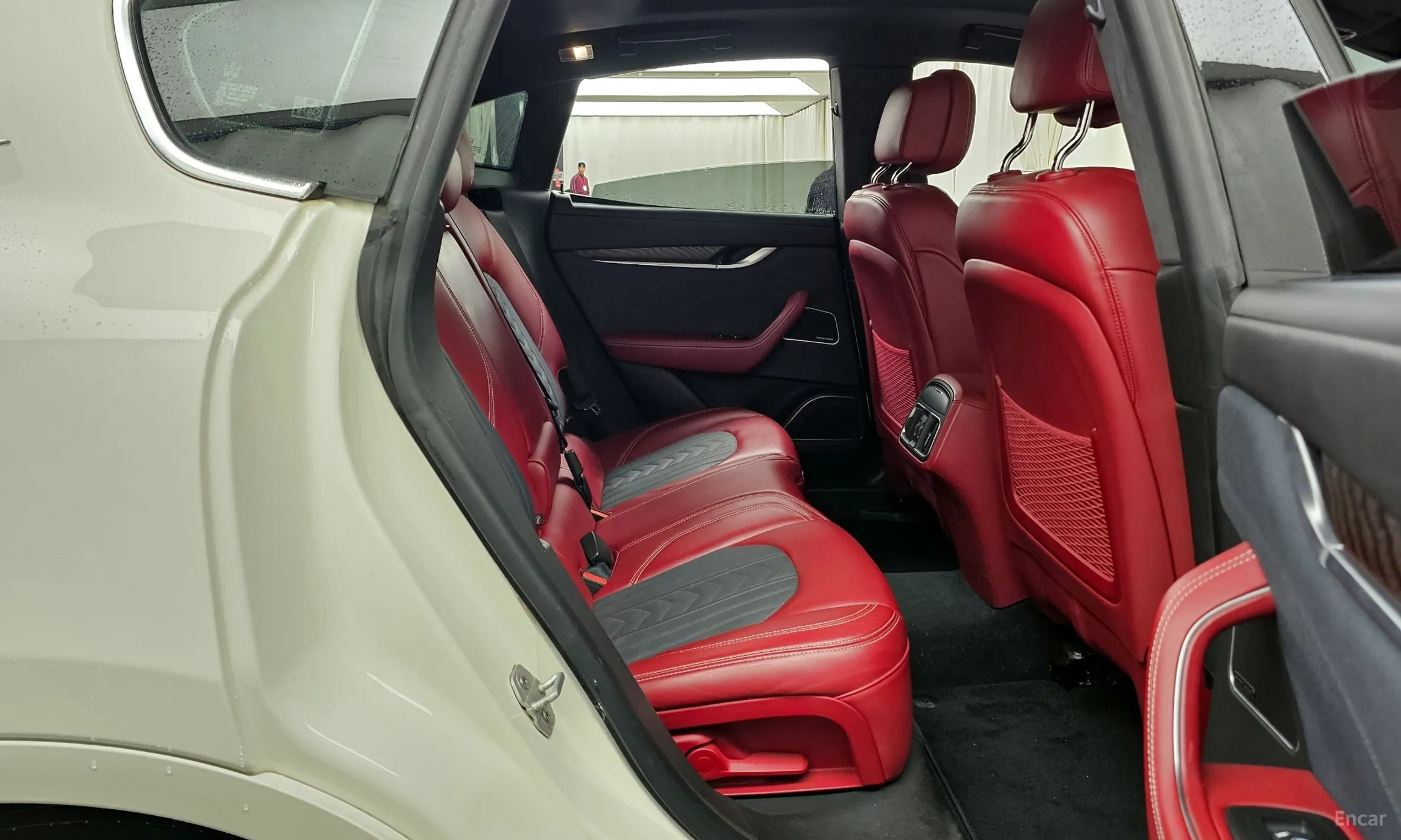 Maserati Levante превью 12