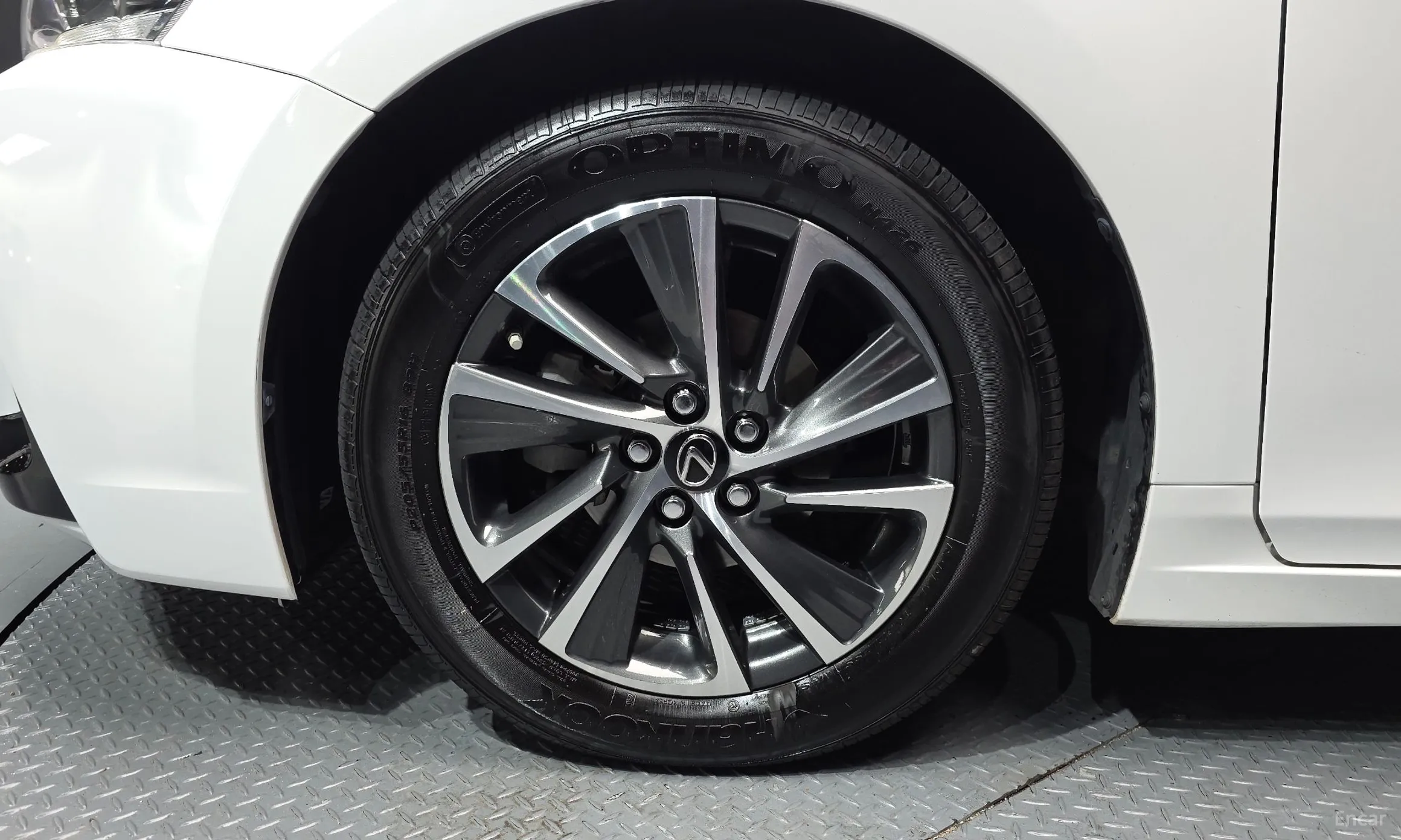Lexus CT200h превью 5