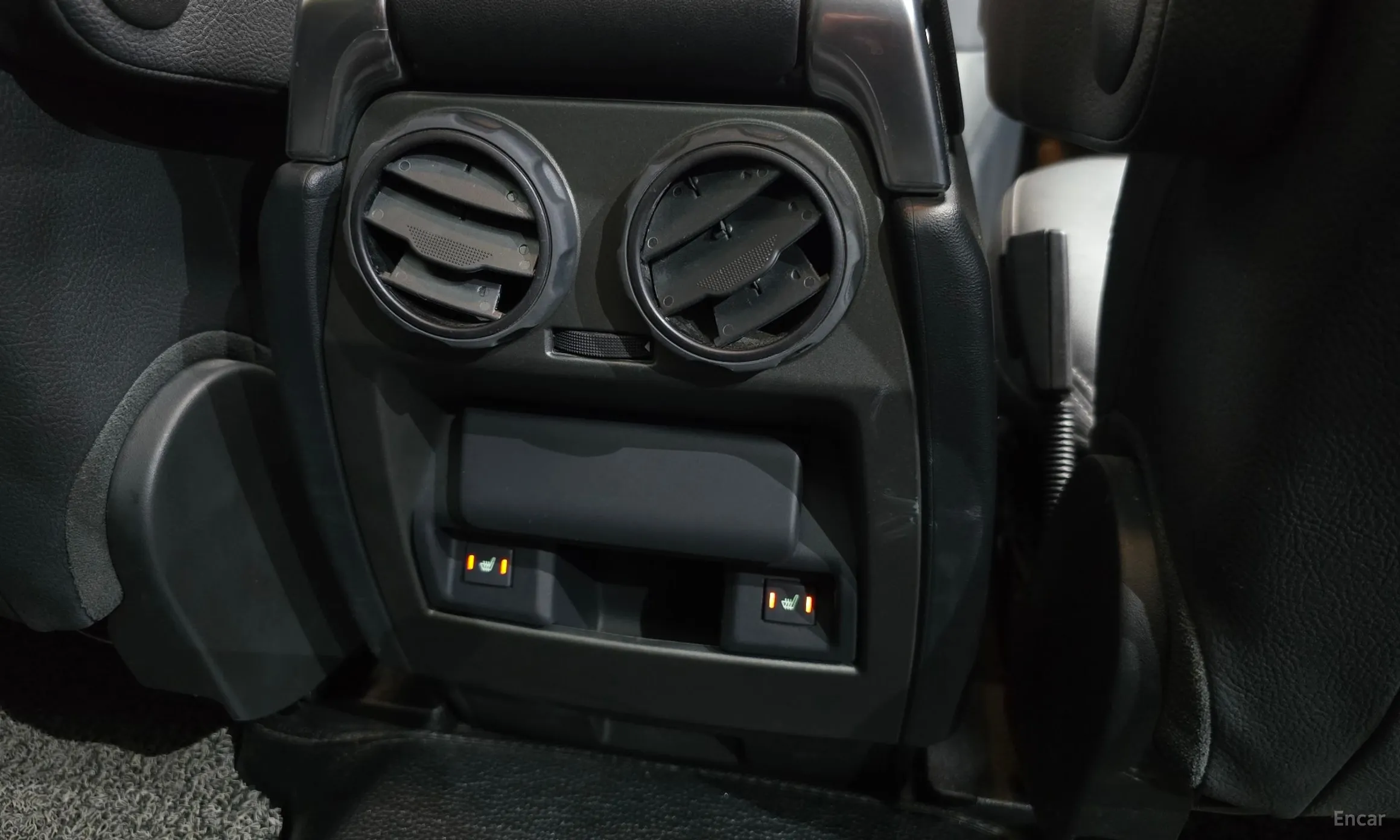 Land Rover Discovery 4 превью 19
