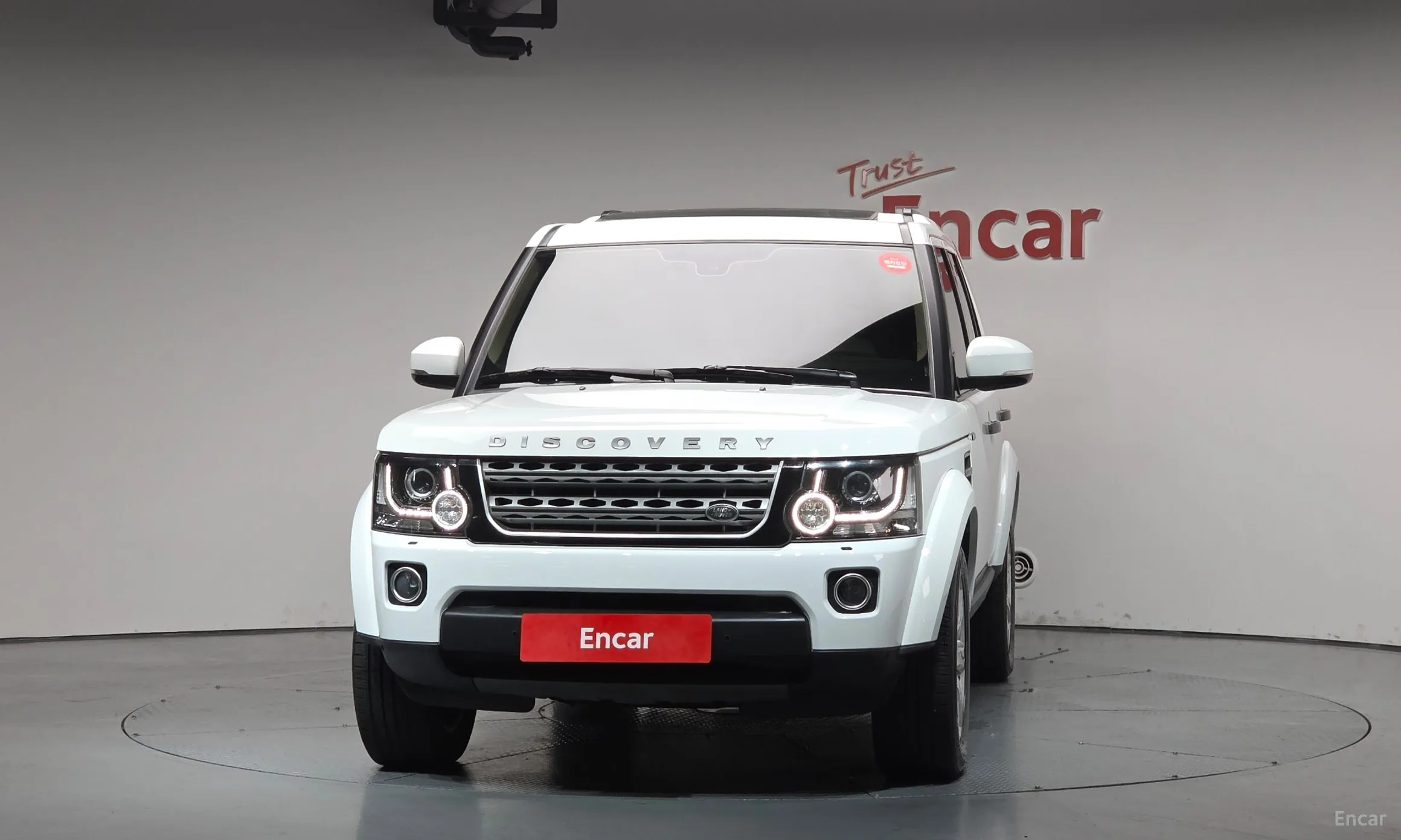 Land Rover Discovery 4 превью 3