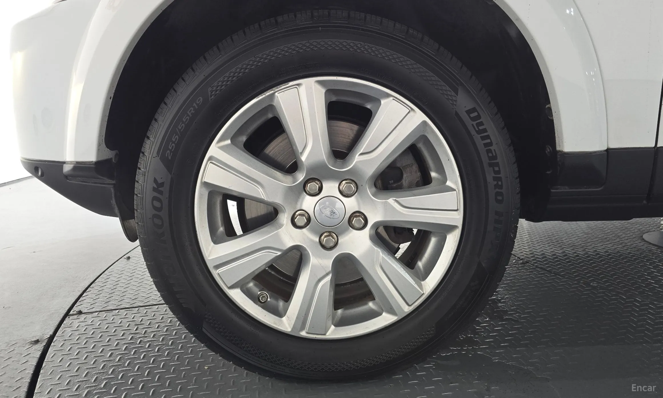 Land Rover Discovery 4 превью 5