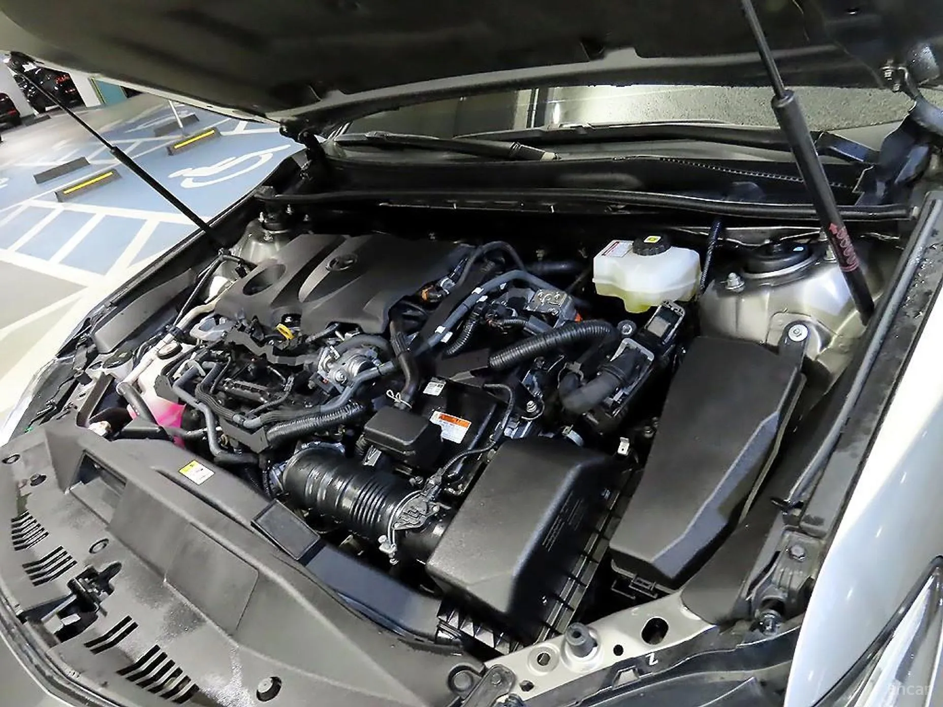Toyota Camry (XV70) превью 17