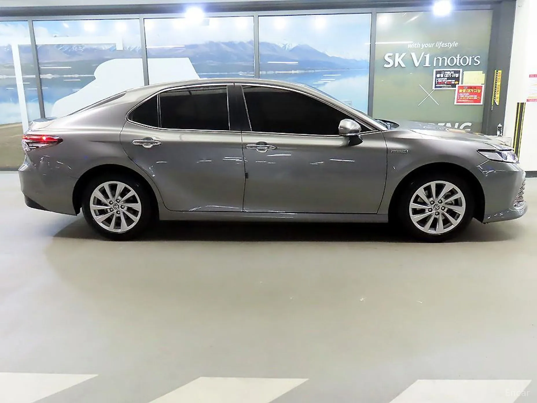 Toyota Camry (XV70) превью 3