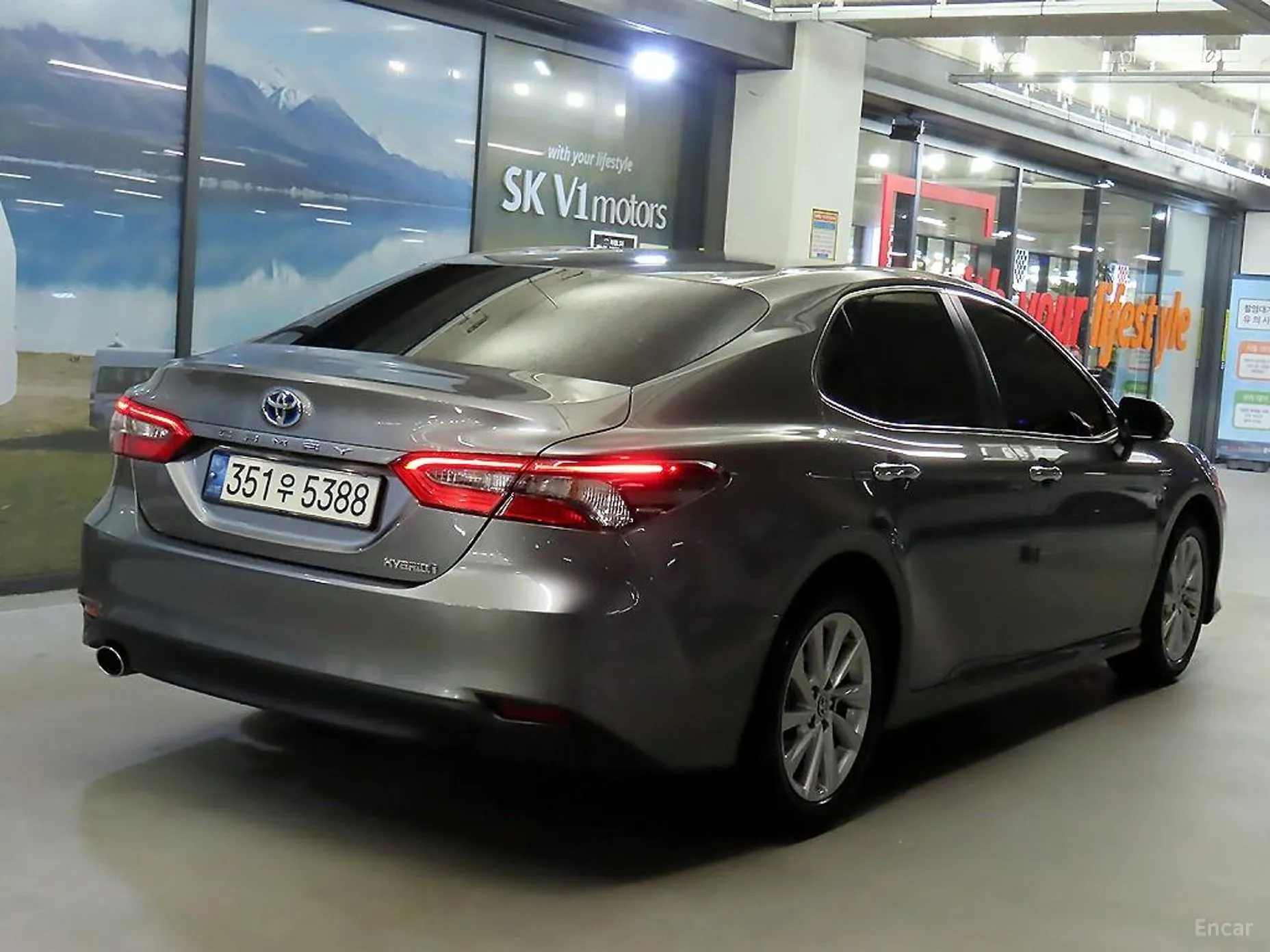 Toyota Camry (XV70) превью 4