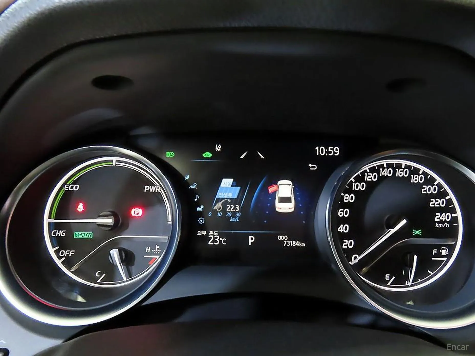 Toyota Camry (XV70) превью 9