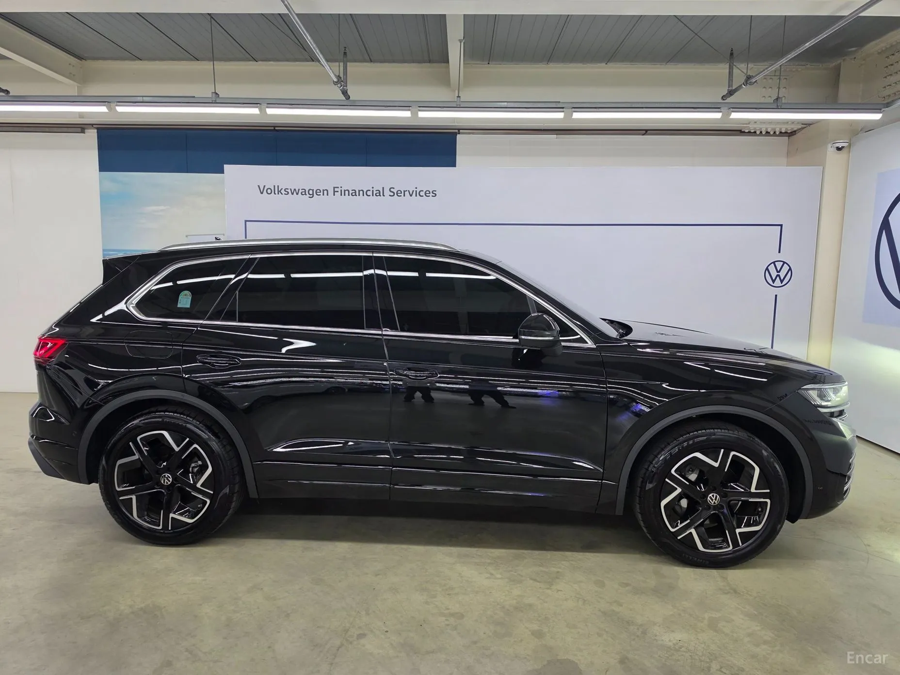 Volkswagen Touareg 3rd Generation превью 18