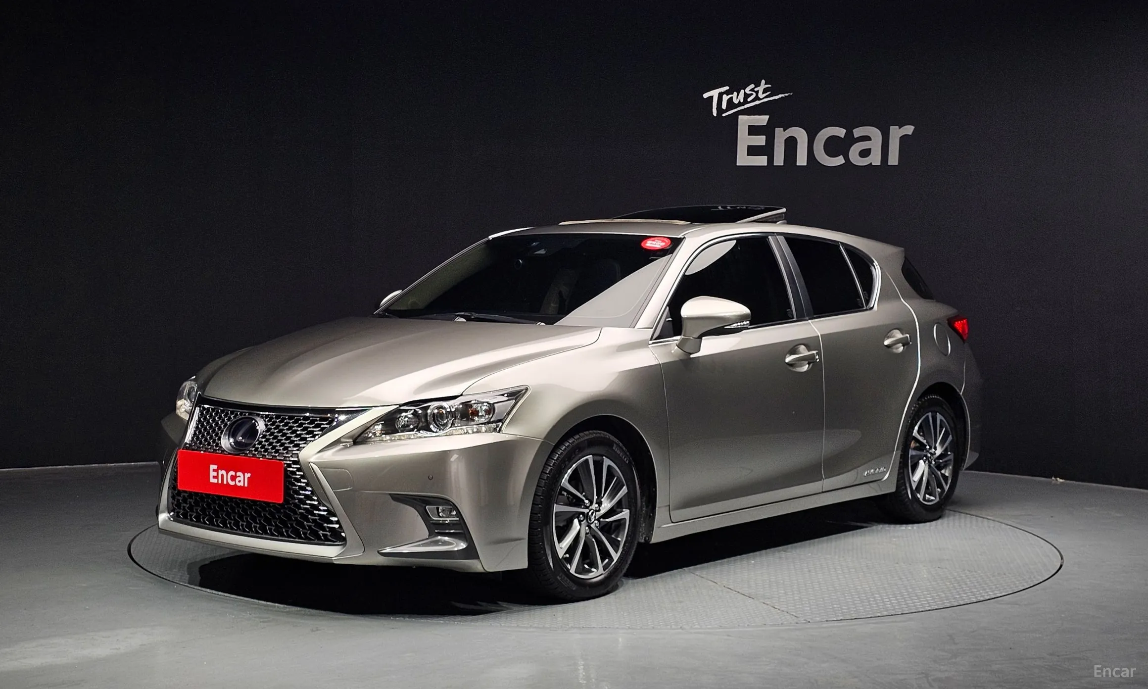 Lexus CT200h
